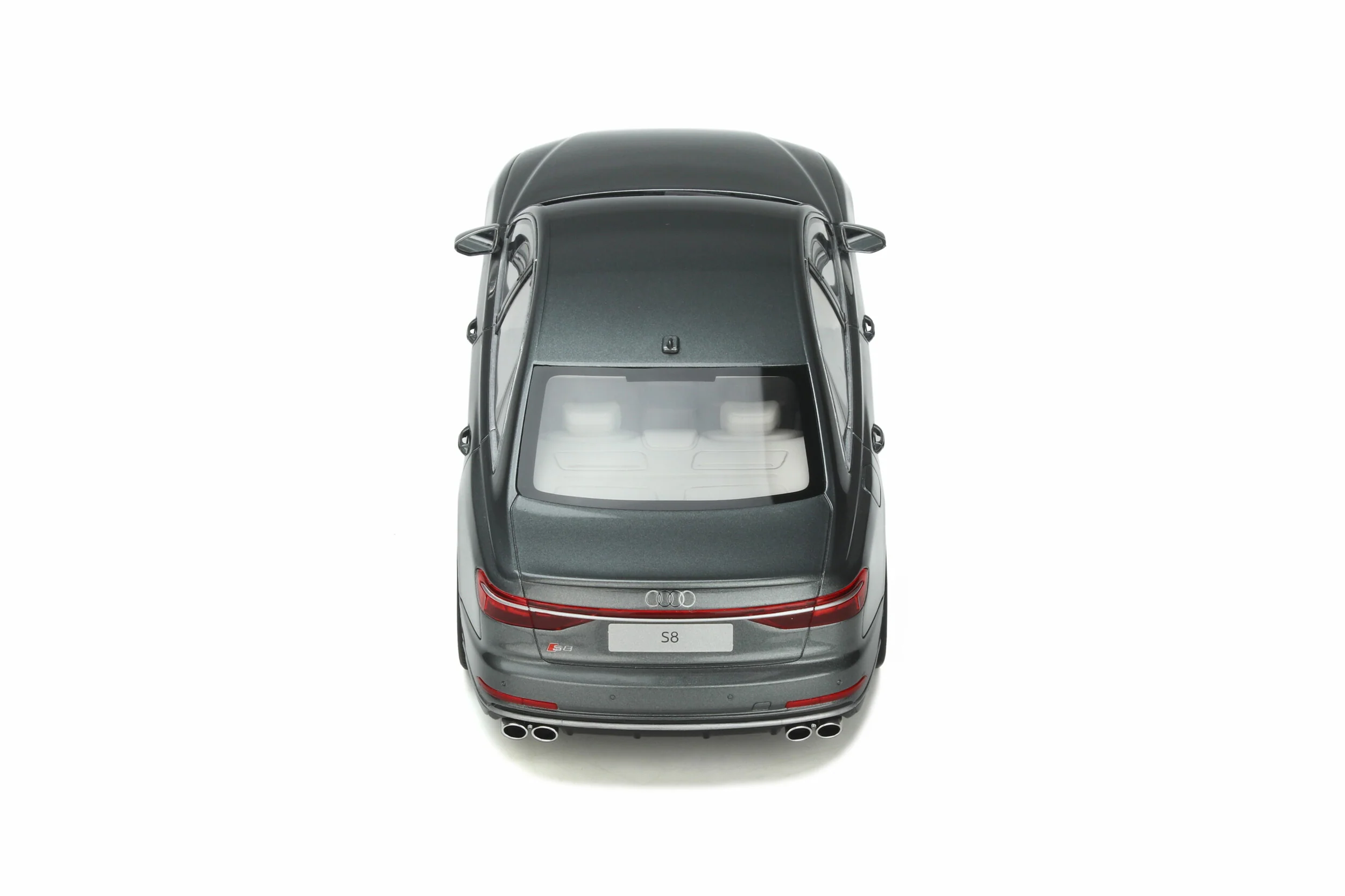 GT Spirit 2020 Audi S8 (D5) Sedan Daytona Grey Metallic 1:18 - Image 9