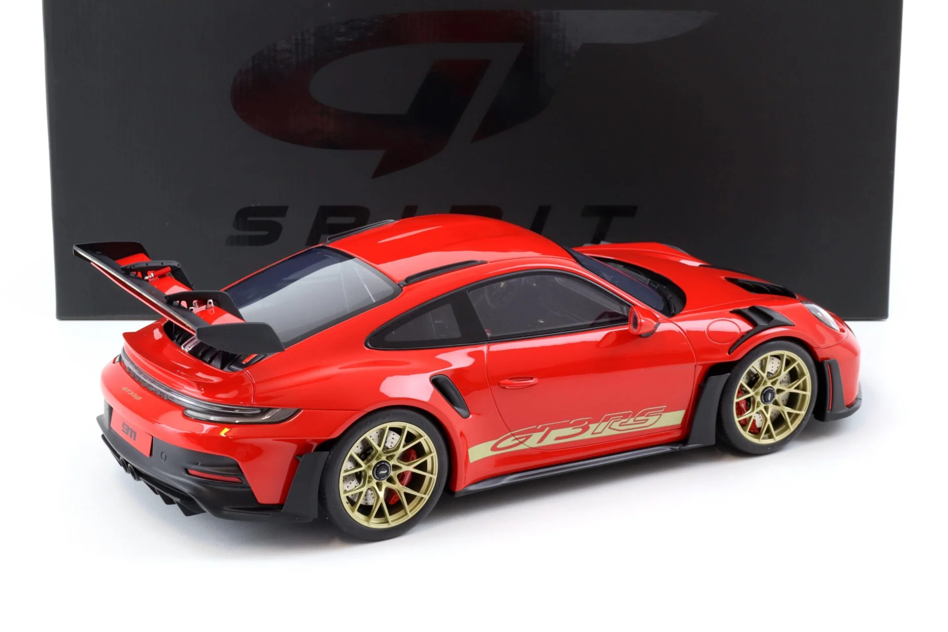 GT Spirit 2021 Porsche 911 992 GT3 RS Guards Red w/ Gold Deco 1:12 - Image 3