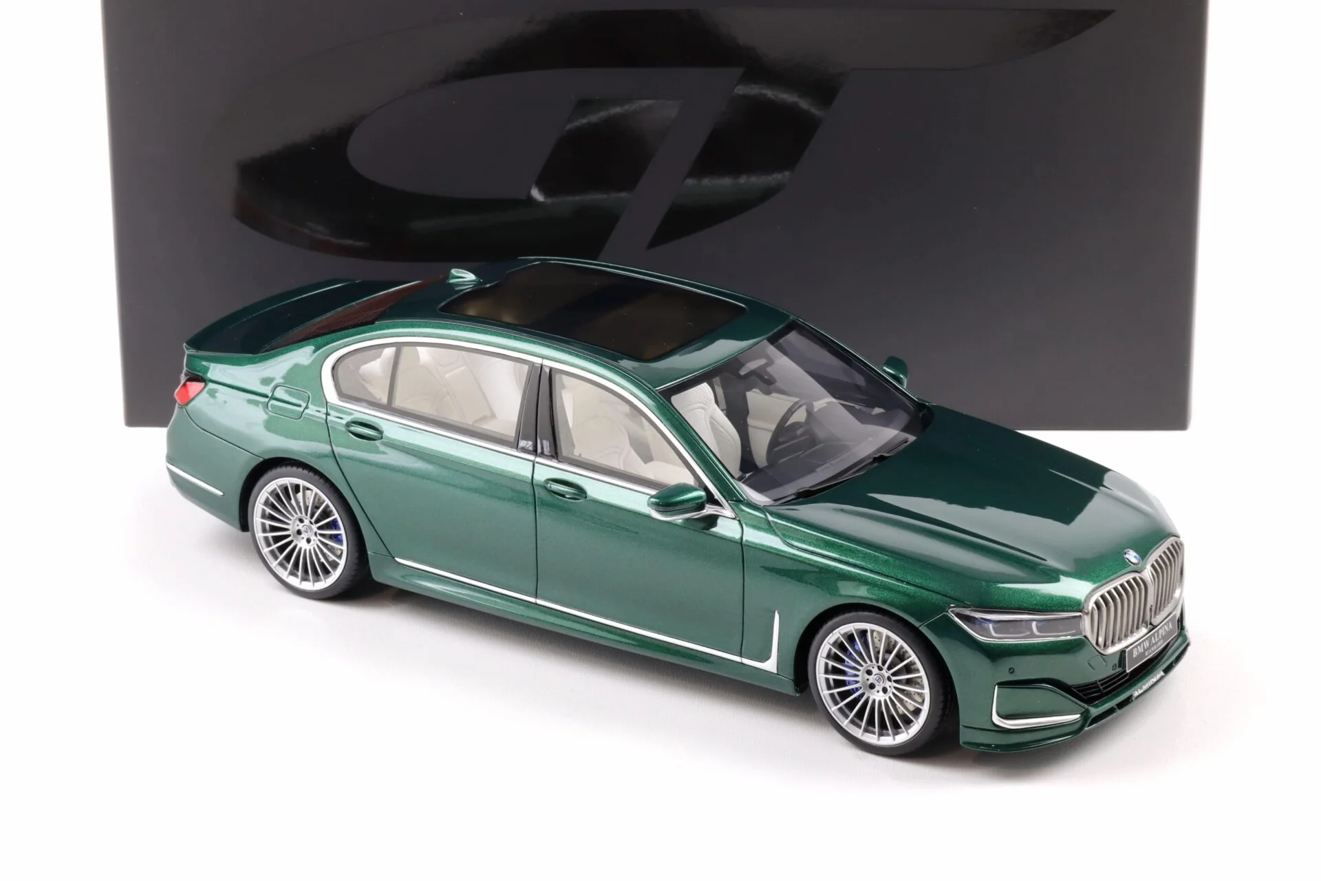 GT Spirit 2023 Alpina B7 (G12) Sedan 7 Series Green Metallic 1:18 - Image 2