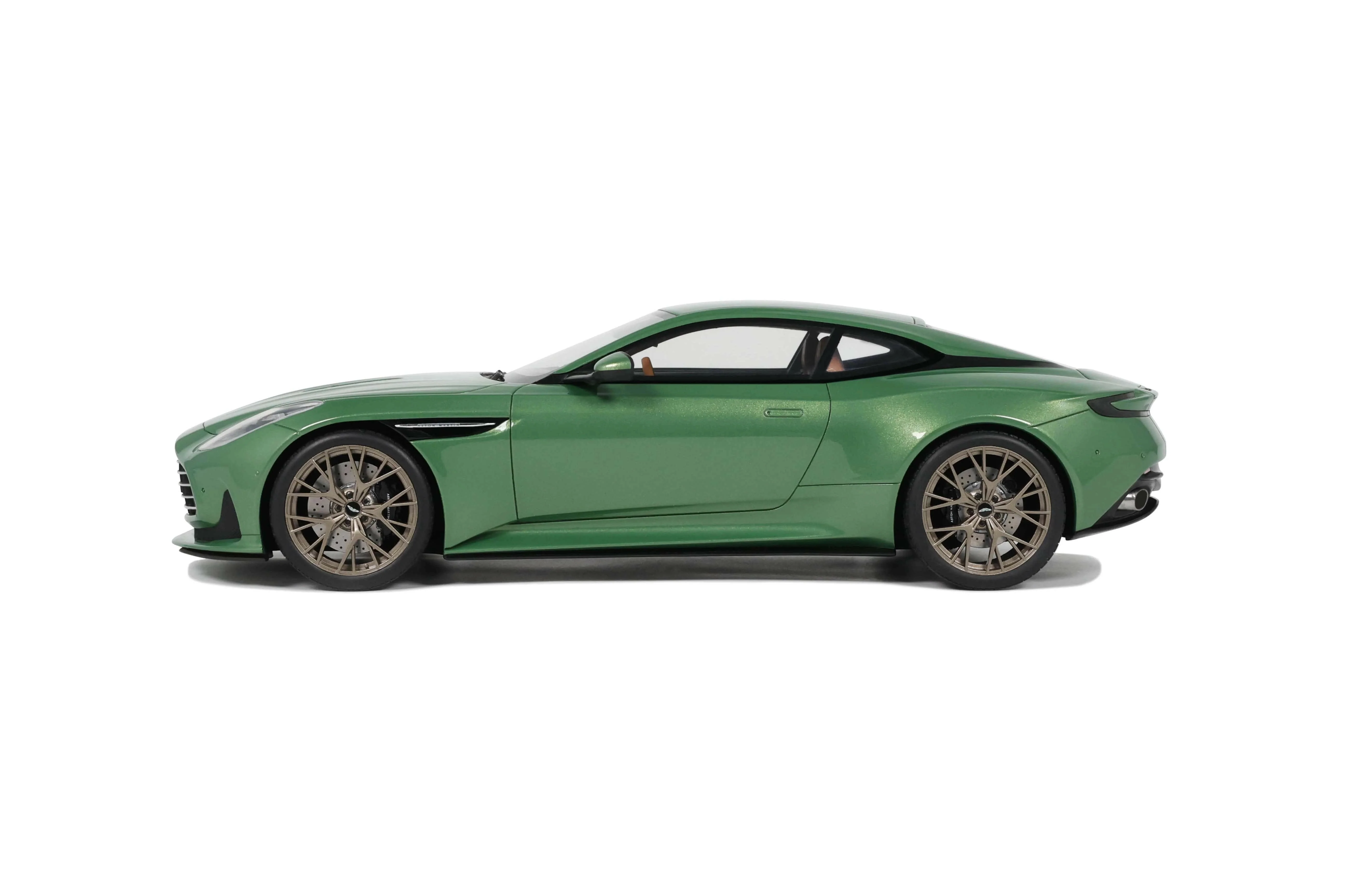GT Spirit 2023 Aston Martin DB12 Vantage Green 1:18 - Image 3