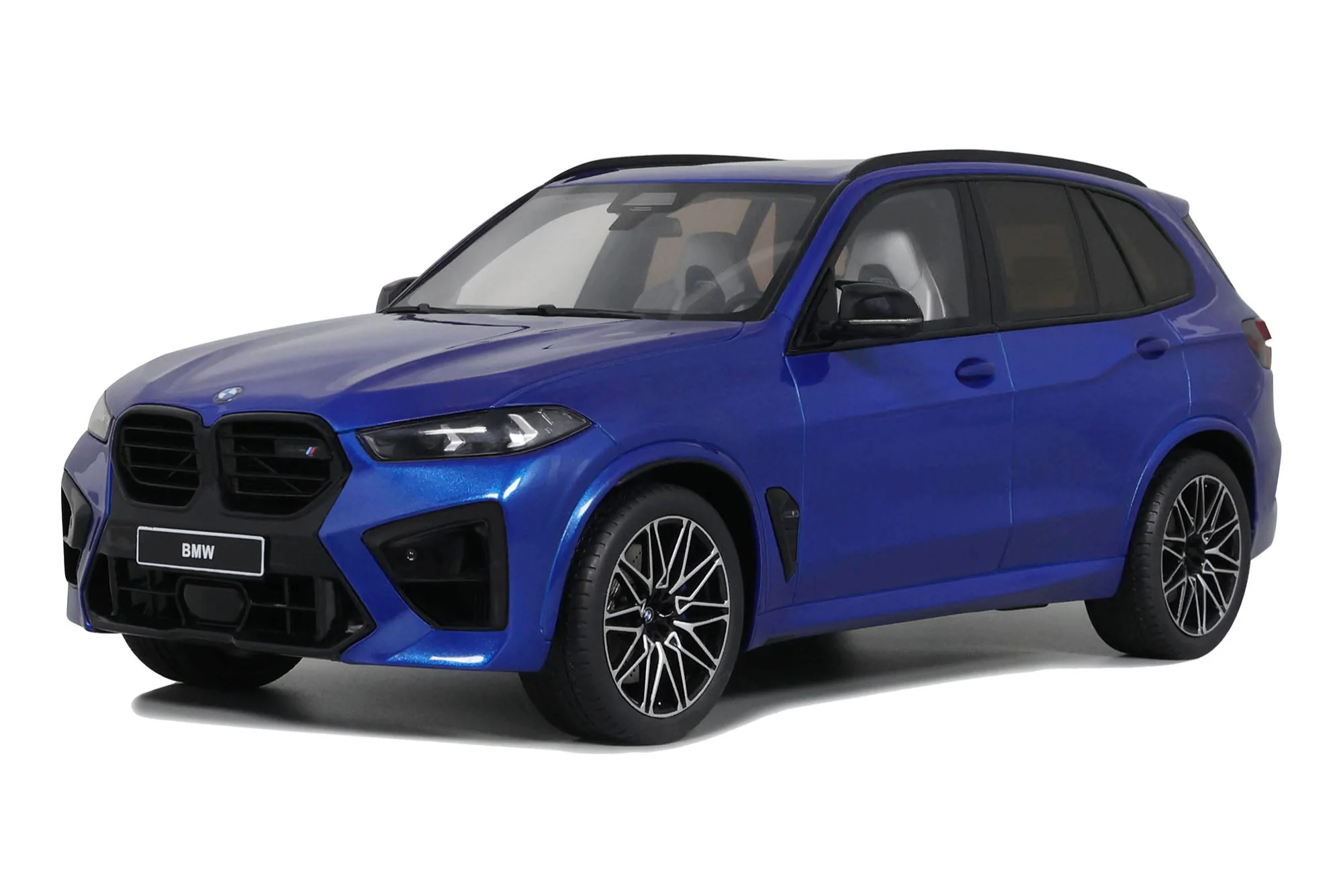 GT Spirit 2023 BMW X5M (G05) Competition Marina Bay Blue Metallic 1:18 - Image 5