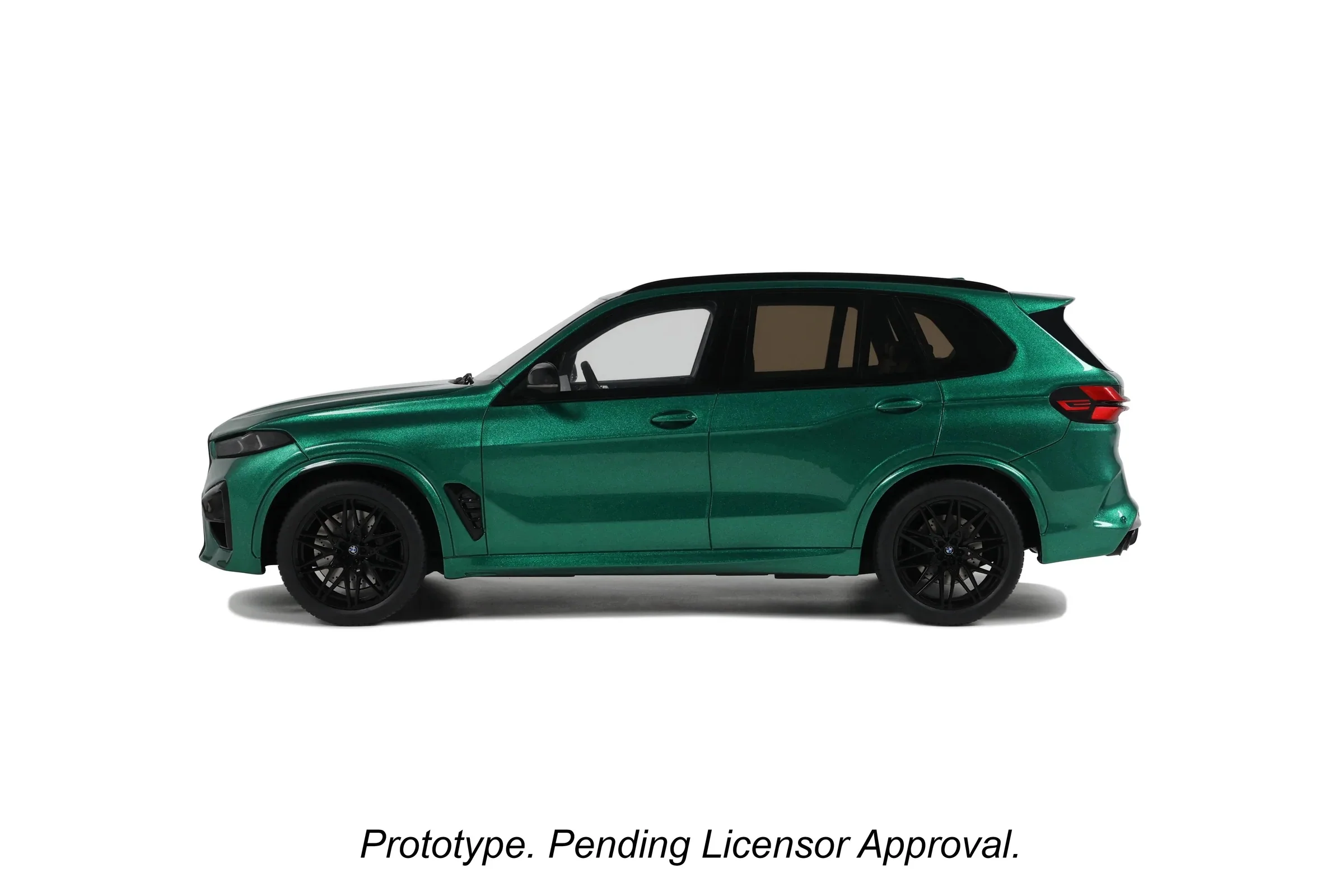 GT Spirit 2023 BMW X5M (G05) Isle of Man Green Metallic 1:18 - Image 7