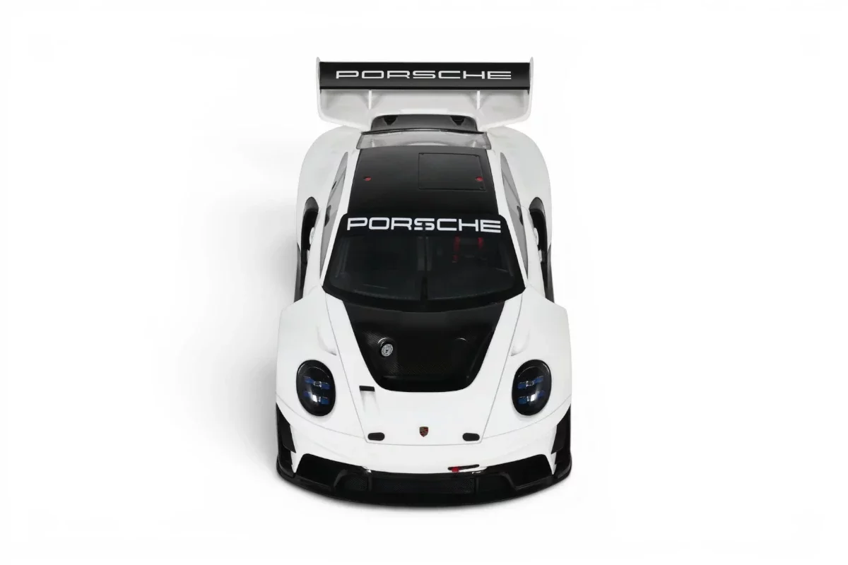 GT Spirit 2023 Porsche 911 992 GT3 R Rennsport White 1:18 - Image 6