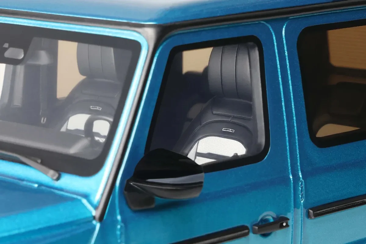 GT Spirit 2024 Mercedes Benz G63 AMG (W463) Hyper Blue Magno 1:18 - Image 14