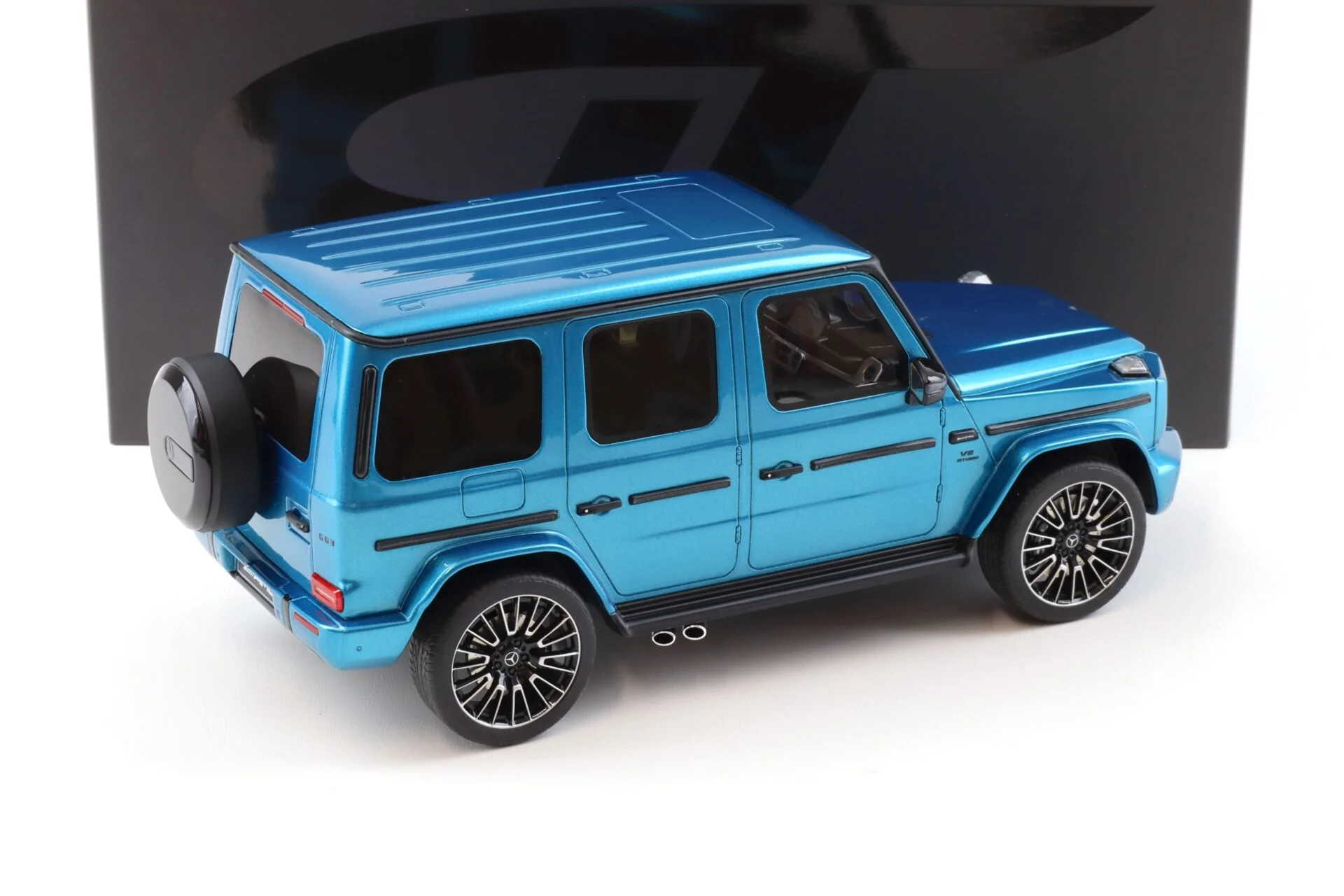 GT Spirit 2024 Mercedes Benz G63 AMG (W463) Hyper Blue Magno 1:18 - Image 3