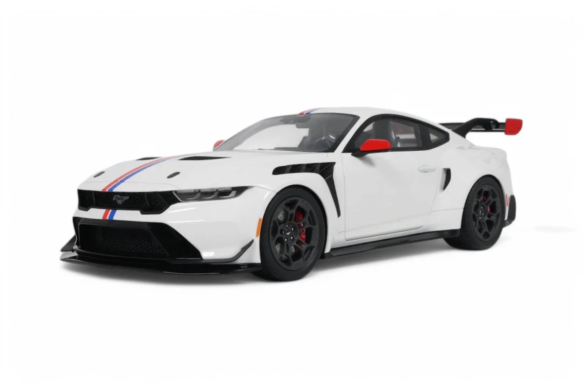 GT Spirit 2025 Ford Mustang GTD Spirit of America Performance White 1:18 - Image 5