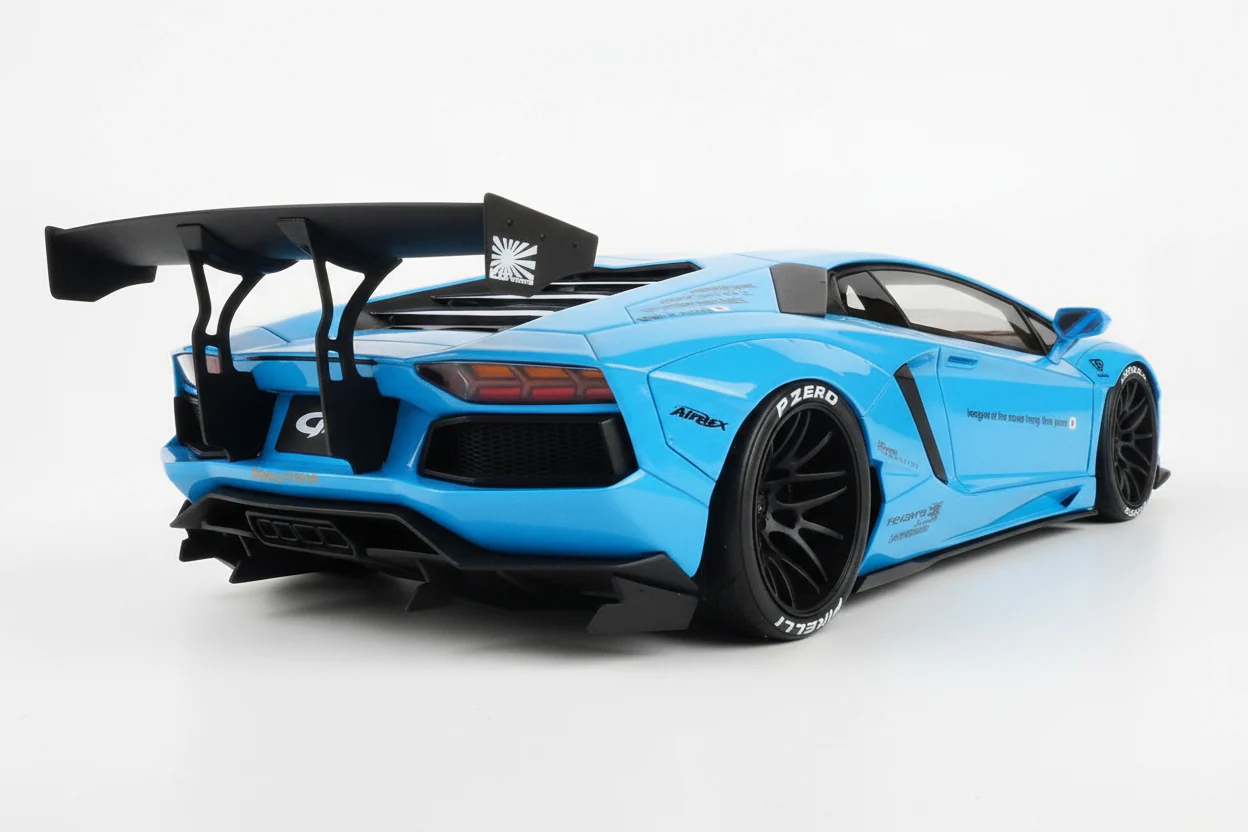 GT Spirit Lamborghini Aventador LP400 LB-Works Baby Blue 1:18 - Image 8
