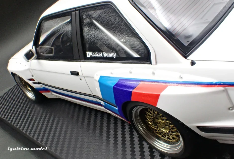Ignition-Model BMW M3 Pandem 30 (E30) M-Design White 1:18 - Image 25