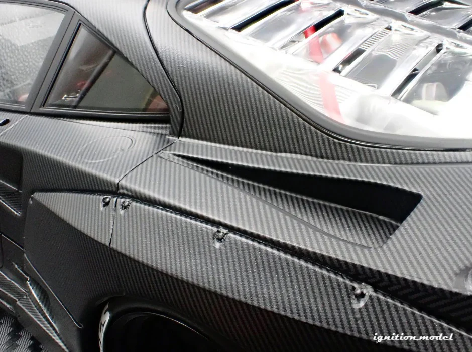 Ignition-Model Ferrari F40 LBWK LB-Works 40 Japan Full Carbon 1:18 - Image 7
