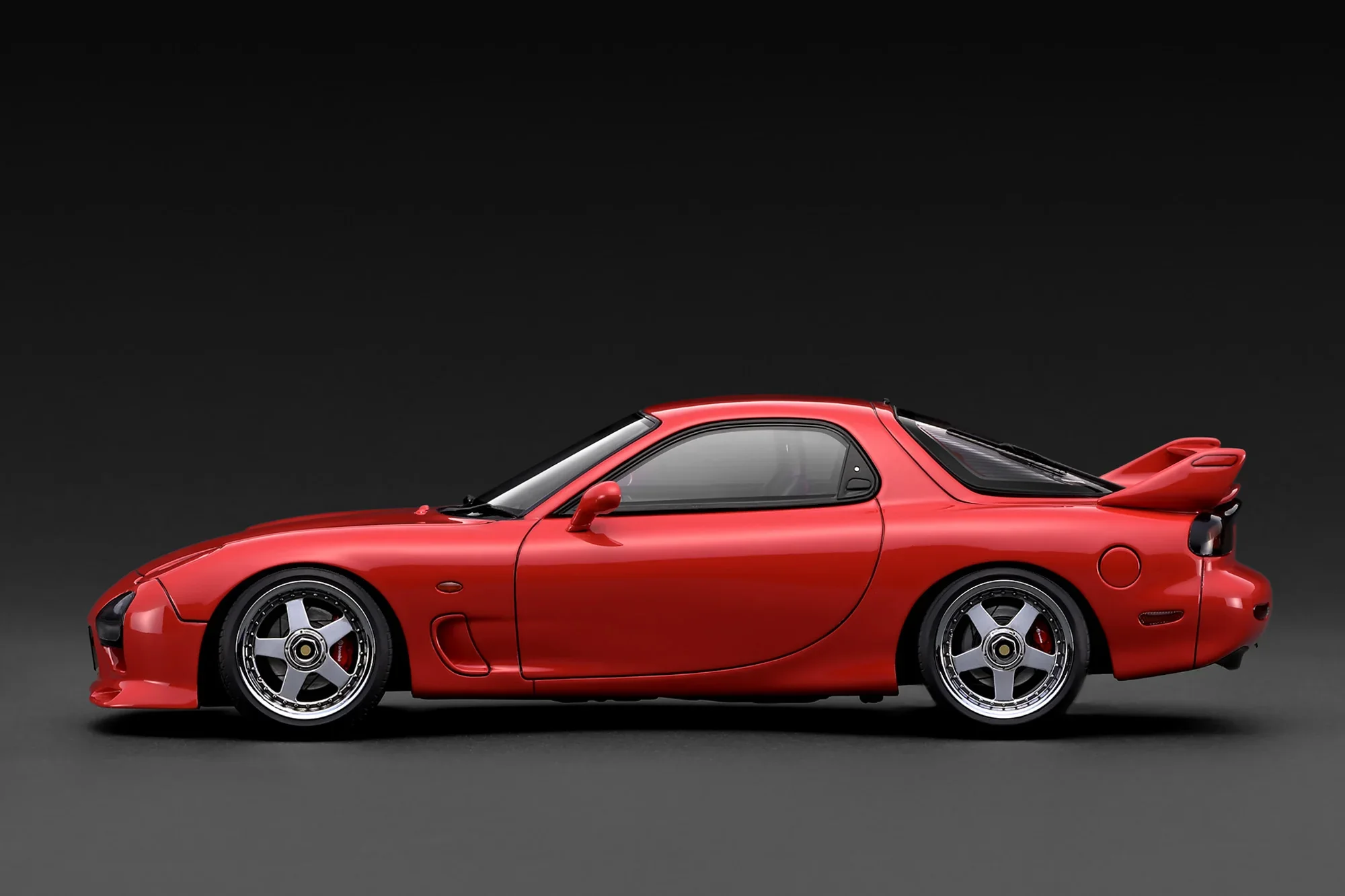 Ignition-Model Mazda RX-7 (FD3S) MazdaSpeed A-Spec Red 1:18 - Image 3