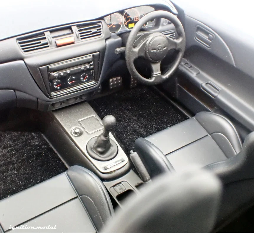 Ignition-Model Mitsubishi Lancer Evolution VIII MR (CT9A) Red 1:18 - Image 20
