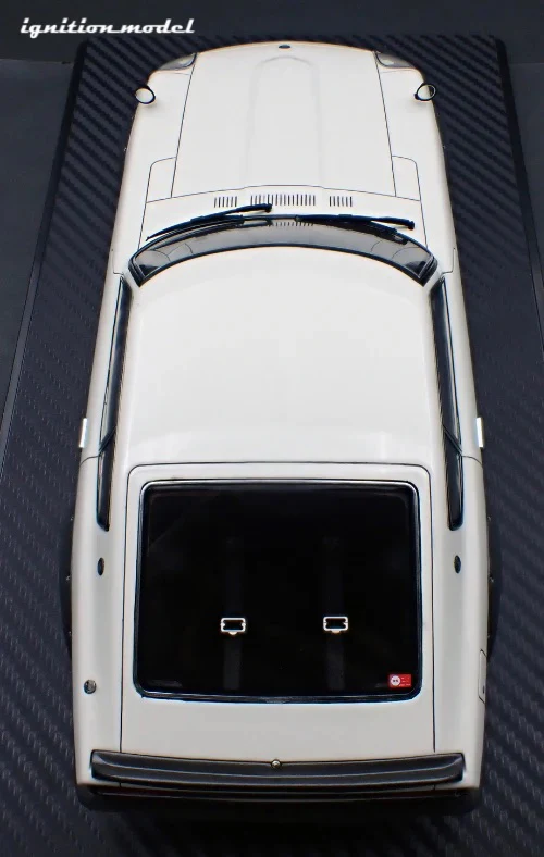 Ignition-Model Nissan Fairlady 240ZG HS30 White 1:18 - Image 7
