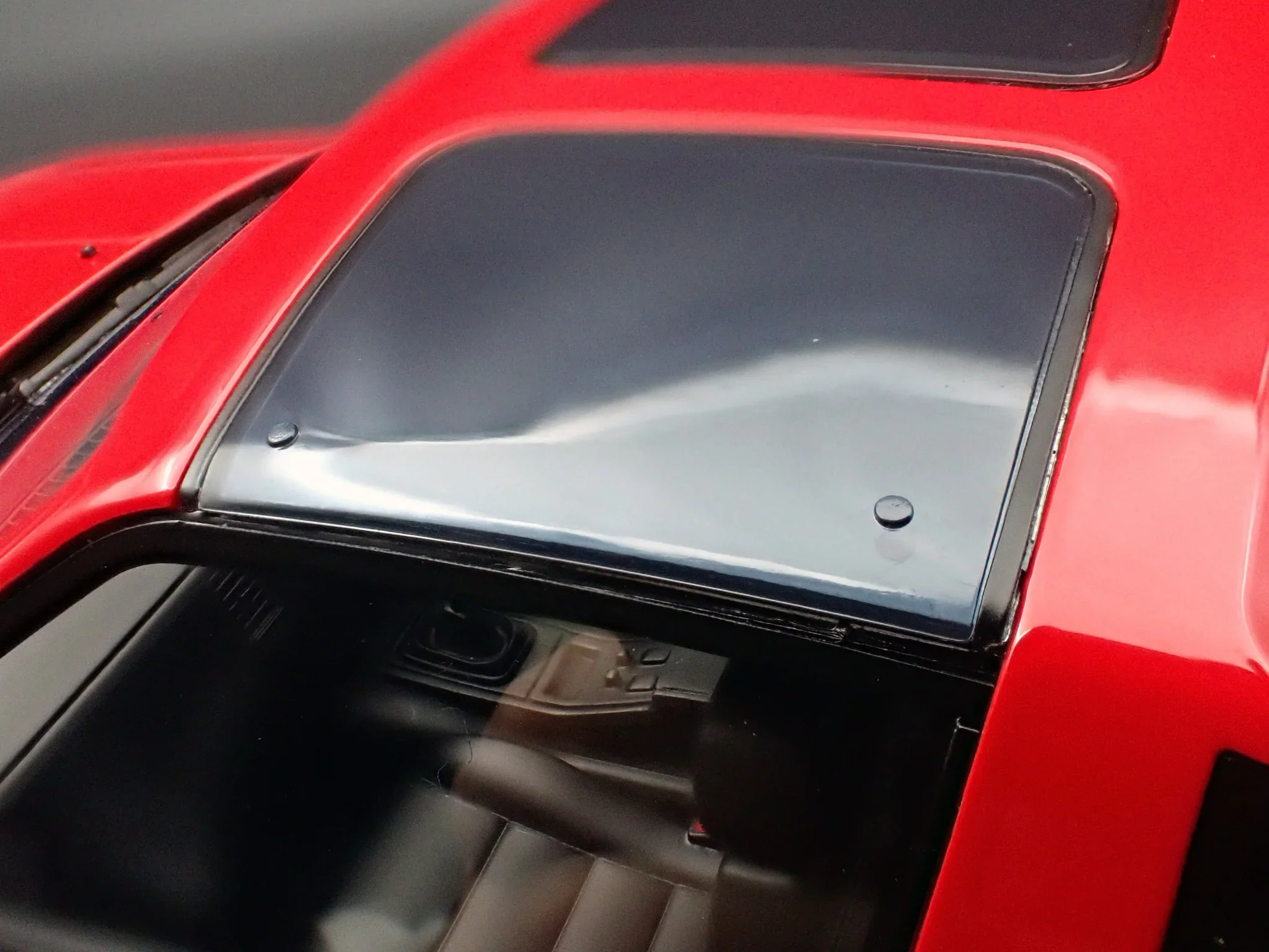 Ignition-Model Nissan Fairlady Z 300 ZR Z31 2-Seater RHD Red 1:18 - Image 13