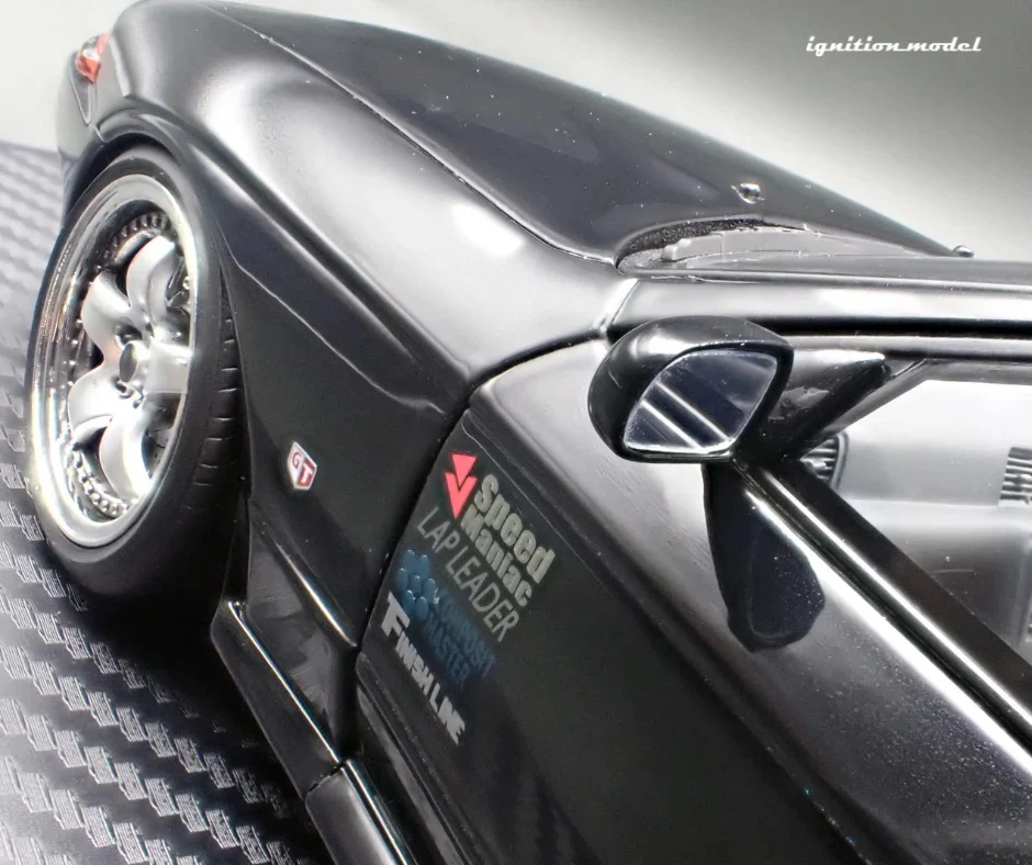 Ignition-Model Nissan Skyline GT-R R32 (BN32) V-Spec II Initial D Black 1:18 - Image 25