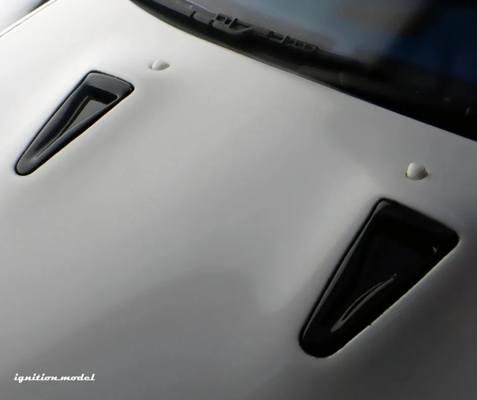 Ignition-Model Nissan Skyline GT-R R32 (VR32) Top Secret RHD White 1:18 - Image 30