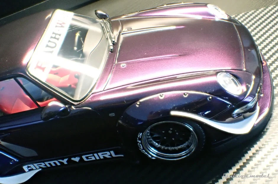 Ignition Model Porsche 993 RWB "Army Girl" Purple Metallic 1:18 - Image 7