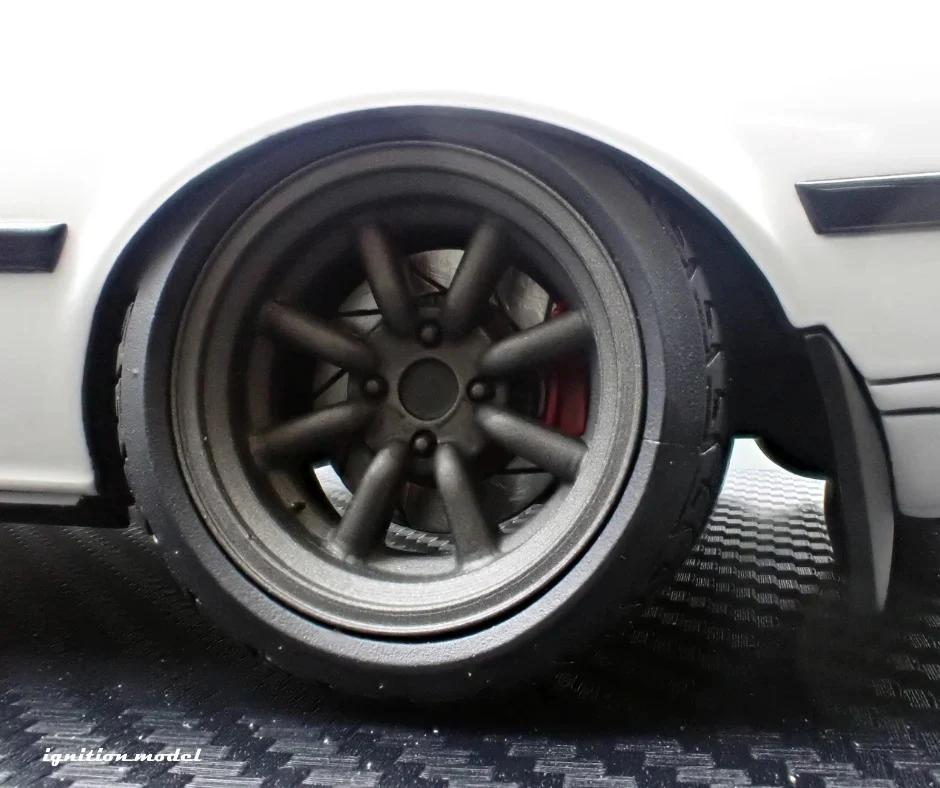 Ignition-Model Toyota Celica Supra Mk2 XX 2800 GT (A60) w/ Watanabe Wheels, White 1:18 - Image 14