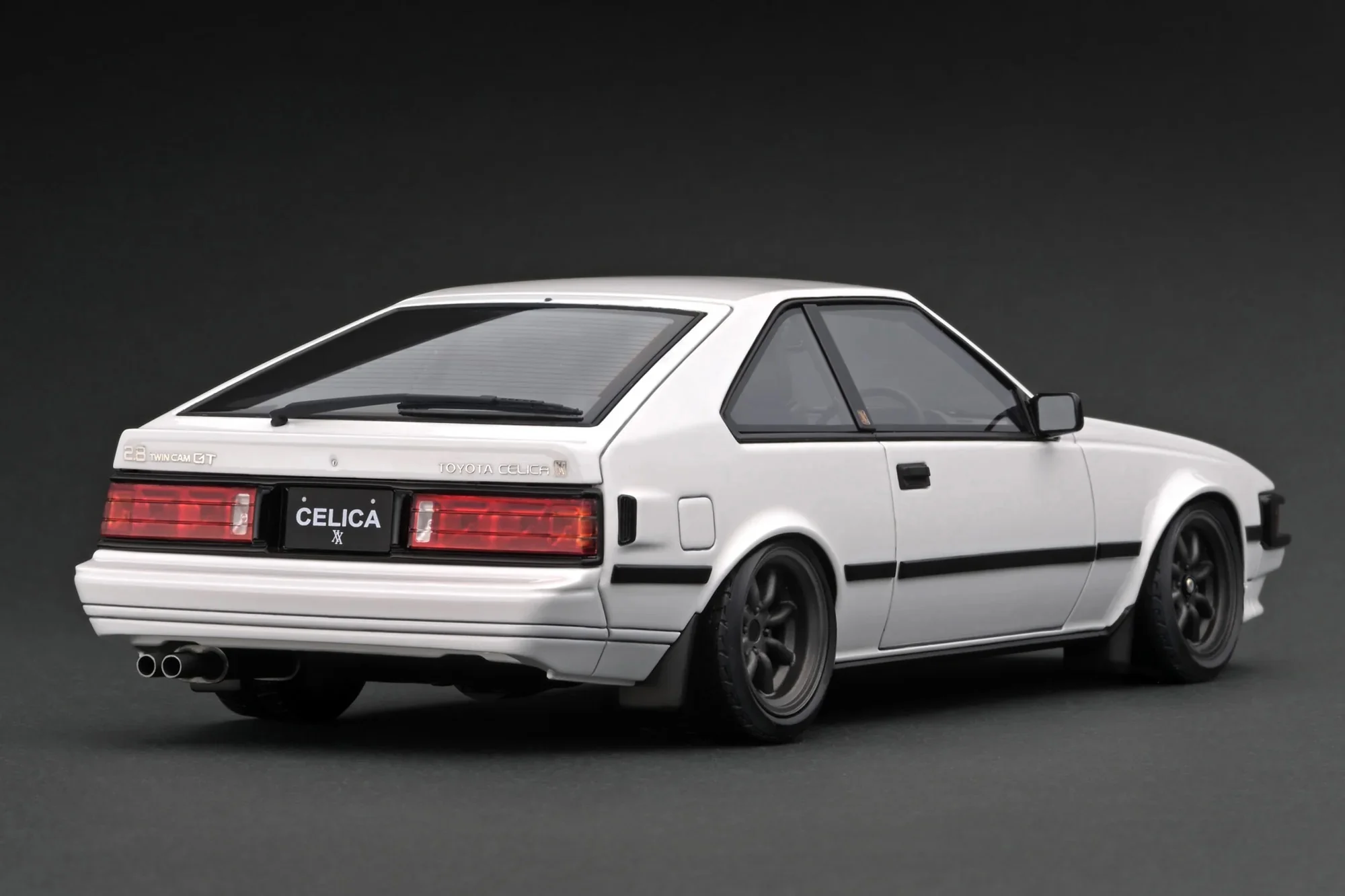 Ignition-Model Toyota Celica Supra Mk2 XX 2800 GT (A60) w/ Watanabe Wheels, White 1:18 - Image 2