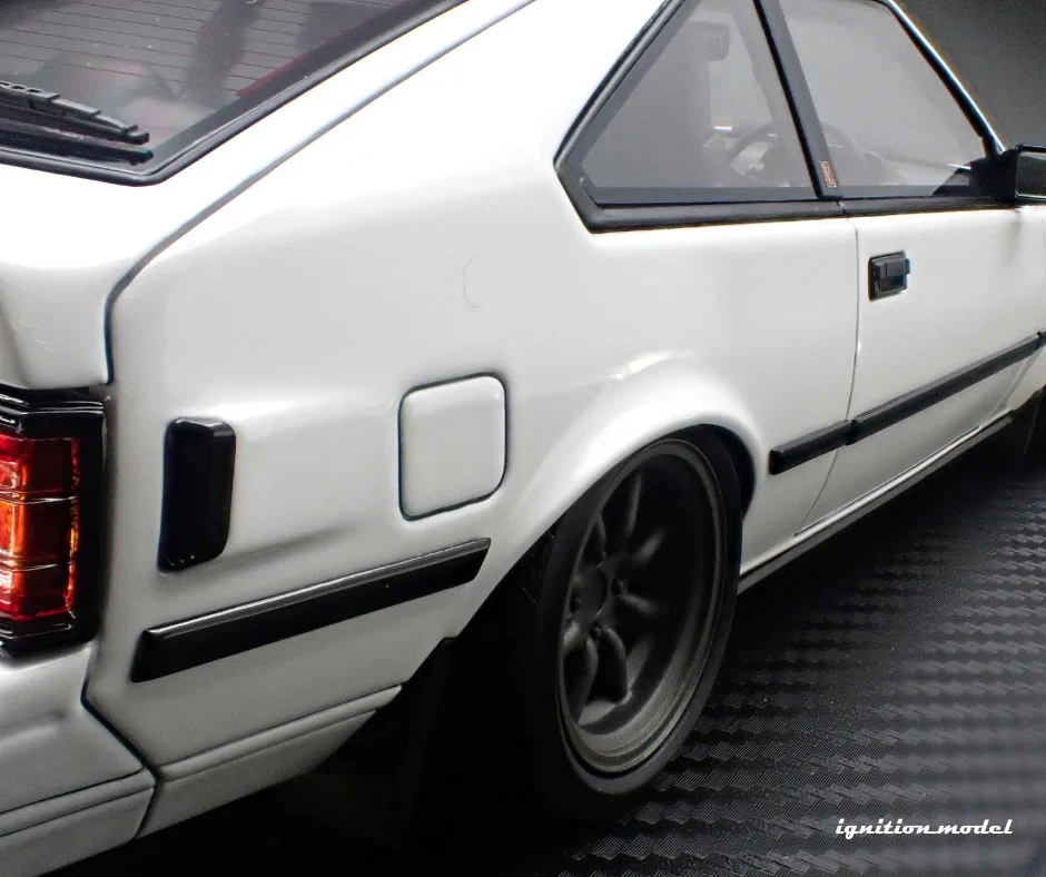 Ignition-Model Toyota Celica Supra Mk2 XX 2800 GT (A60) w/ Watanabe Wheels, White 1:18 - Image 20