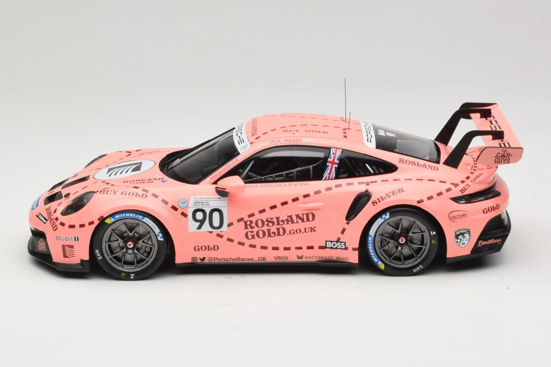 Ixo Porsche 911 992 GT3 Cup Century Motorsport 2nd Porsche Supercup Great Britain 2023 #90 Pink Pig 1:18 - Image 3