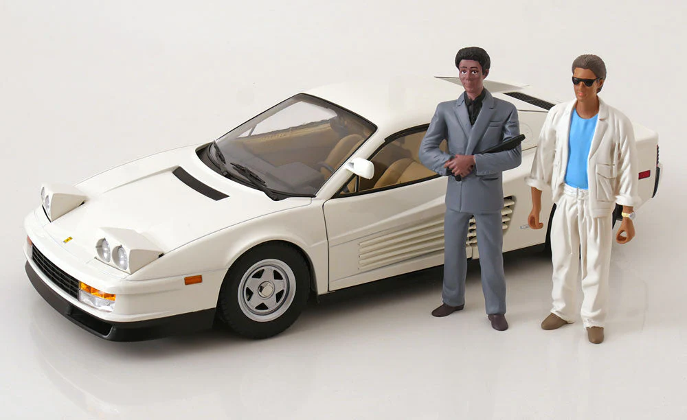 KK Scale 1984 Ferrari Testarossa White Monospecchio US-Version 1:12 - Image 2