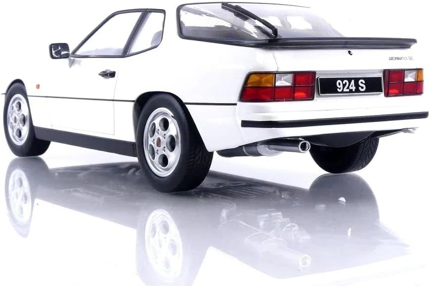 KK Scale 1986 924S Coupe White 1:18 - Image 3
