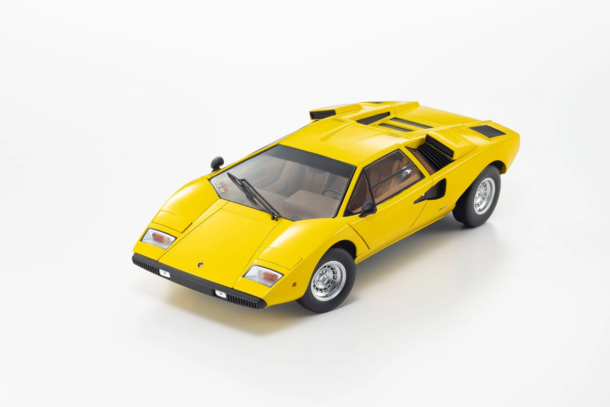 Kyosho Lamborghini Countach LP400 Yellow 1:18 - Image 2