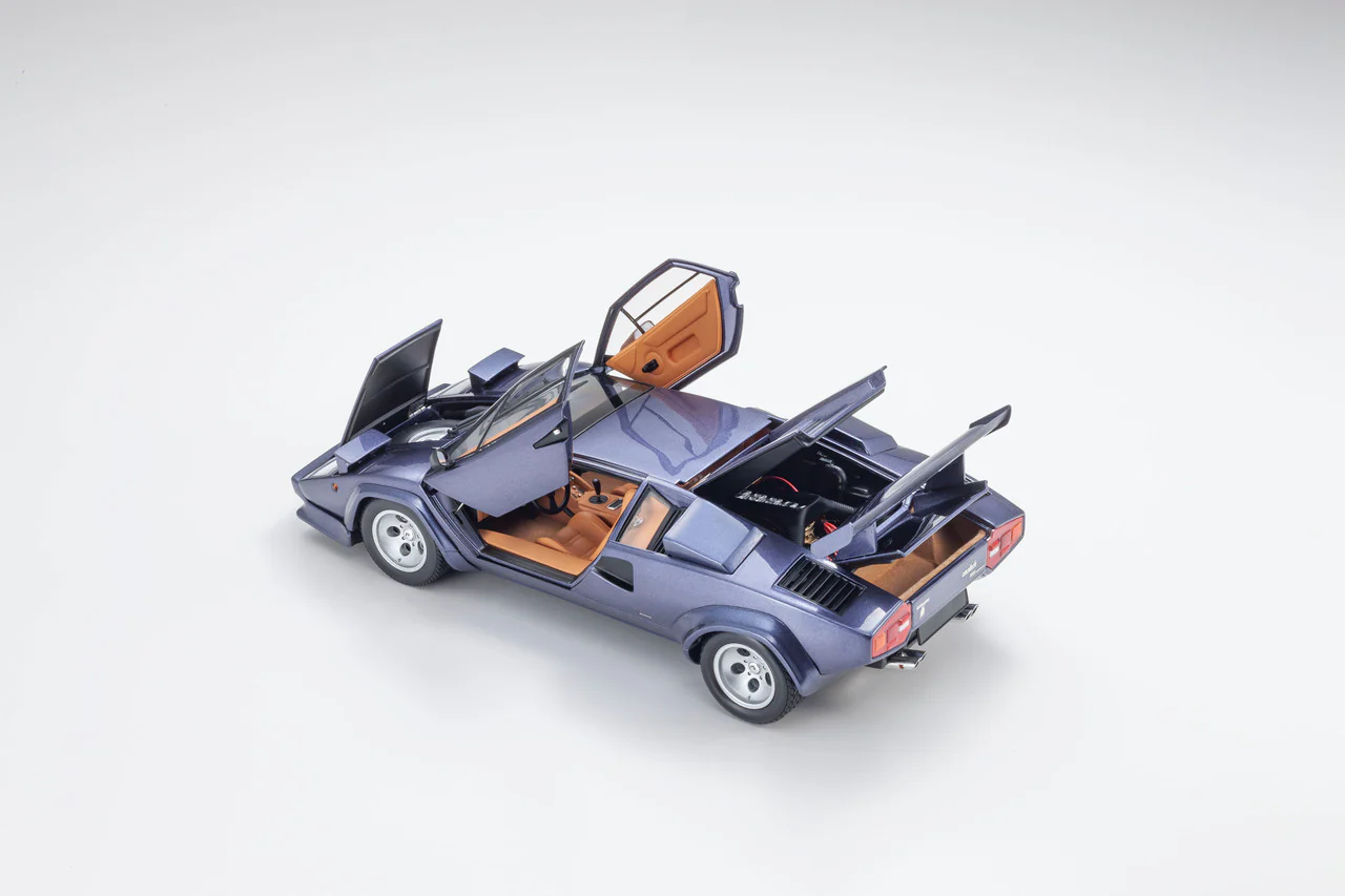 Kyosho Lamborghini Countach LP5000 Quattrovalvole Blue Metallic 1:18 - Image 6