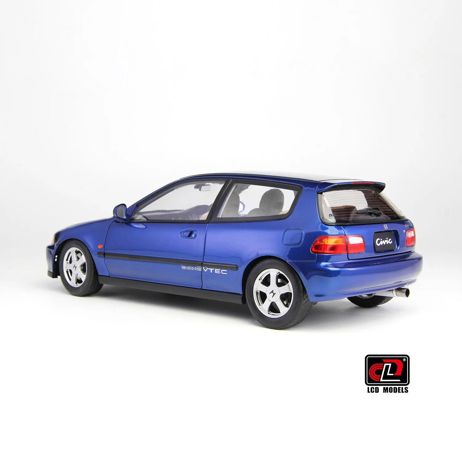 LCD 1993 Honda Civic SiR II EG6 V-Tech Hatchback Blue w/ Scissor Lift 1:18 - Image 3