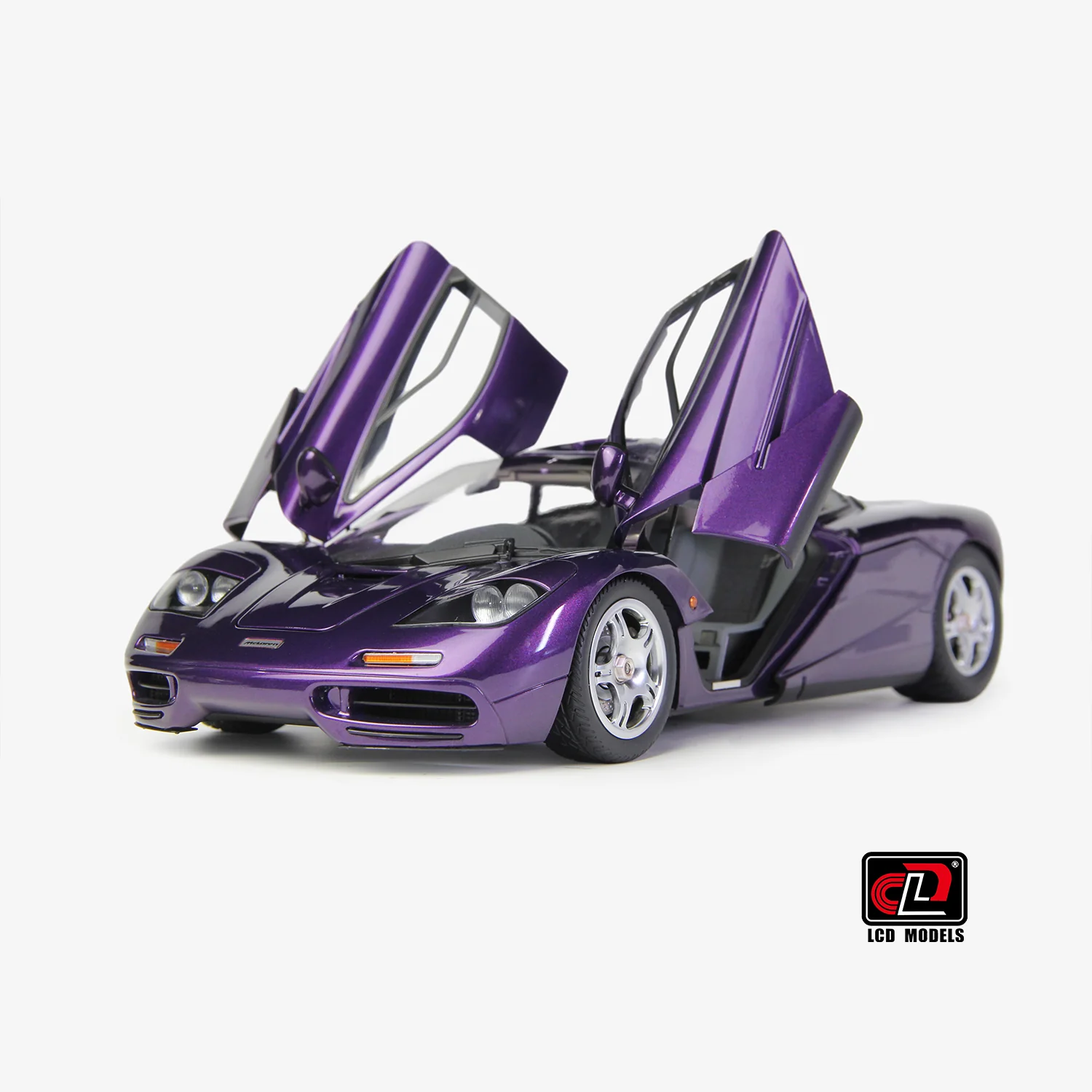 LCD 1993 Mclaren F1 Pearl Purple Metallic 1:18 - Image 8
