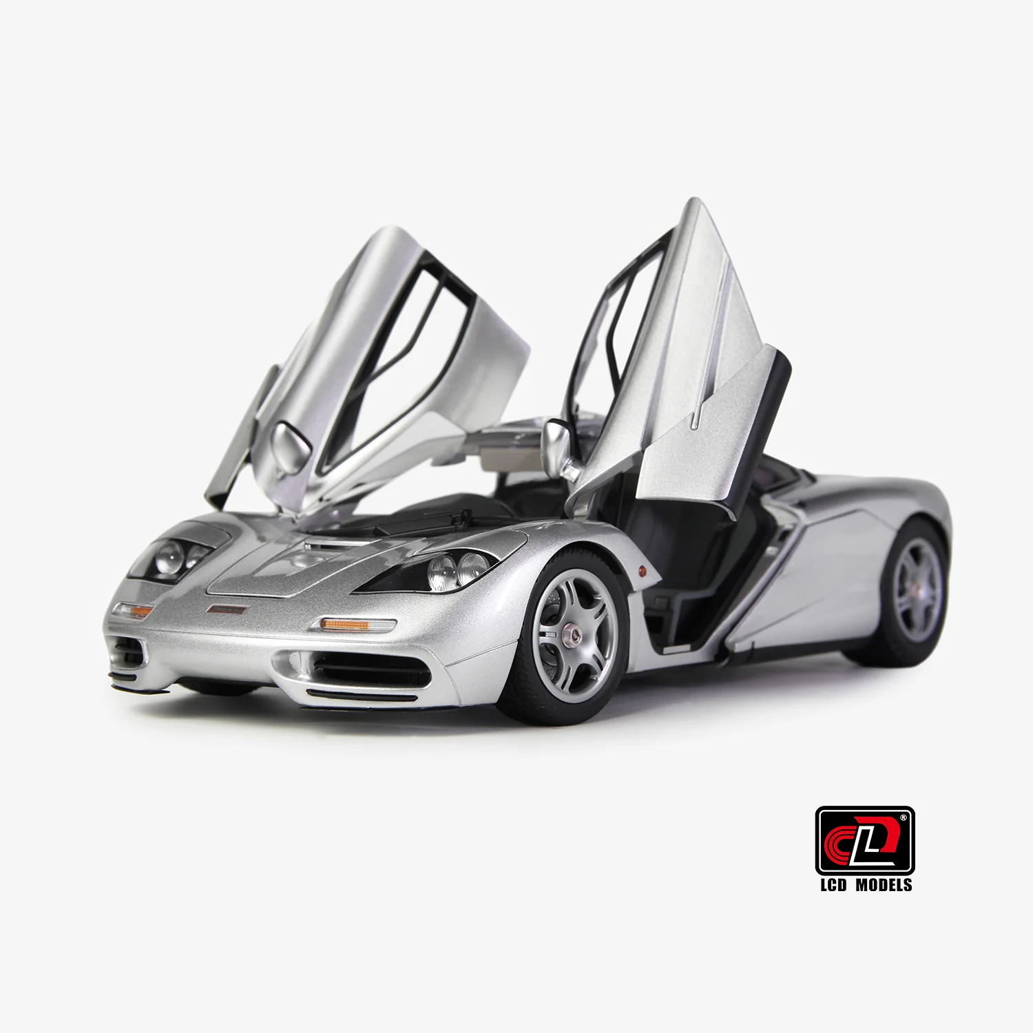 LCD 1993 Mclaren F1 XP5 Silver Metallic 1:18 - Image 2