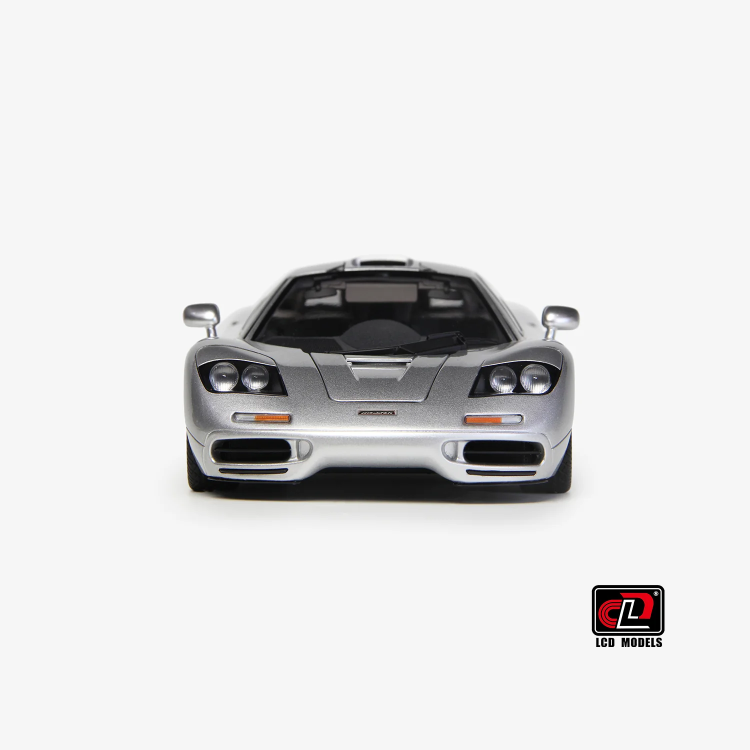 LCD 1993 Mclaren F1 XP5 Silver Metallic 1:18 - Image 6