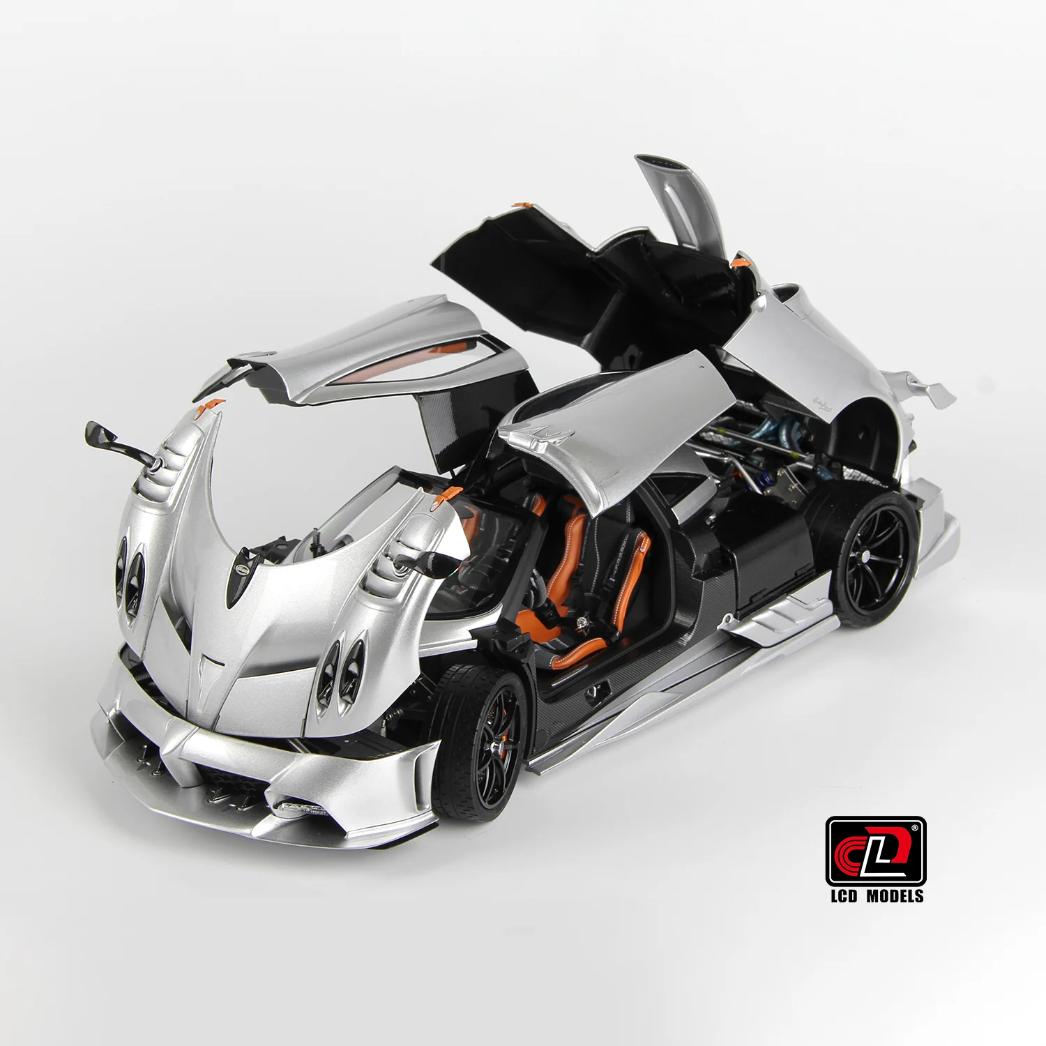 LCD 2020 Pagani Imola Silver w/ Black Wheels 1:18 - Image 13