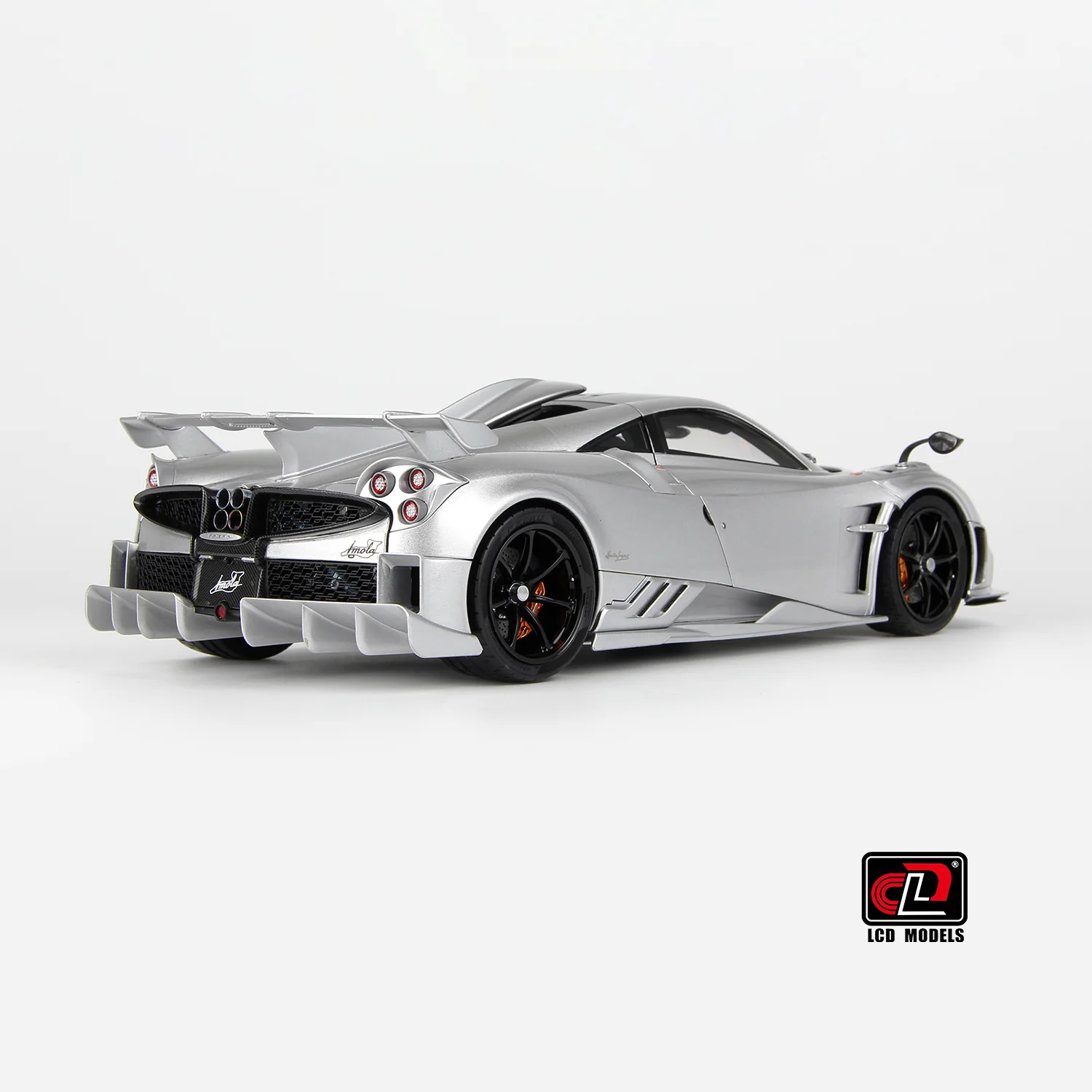 LCD 2020 Pagani Imola Silver w/ Black Wheels 1:18 - Image 8
