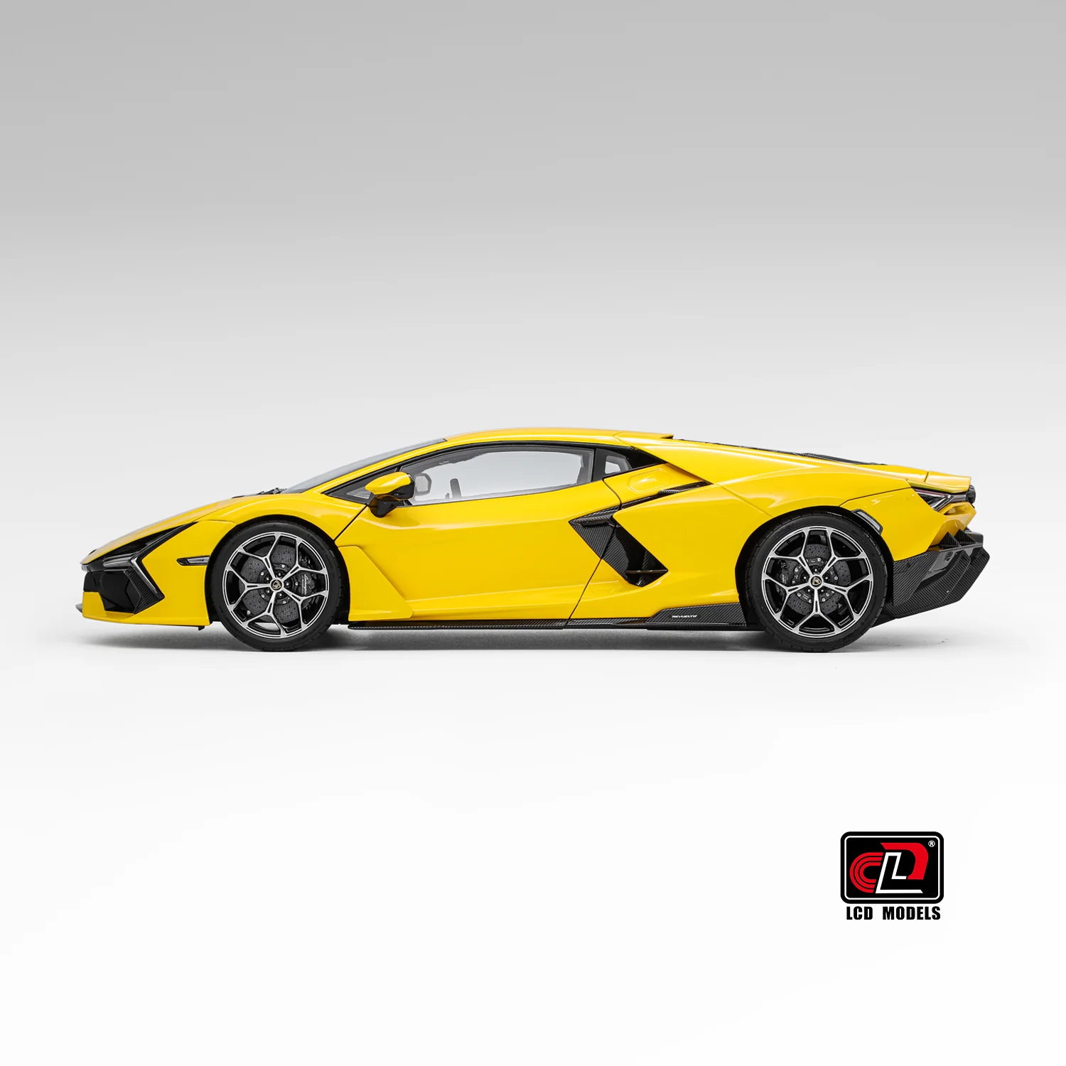 LCD 2024 Lamborghini Revuelto Yellow 1:18 - Image 7