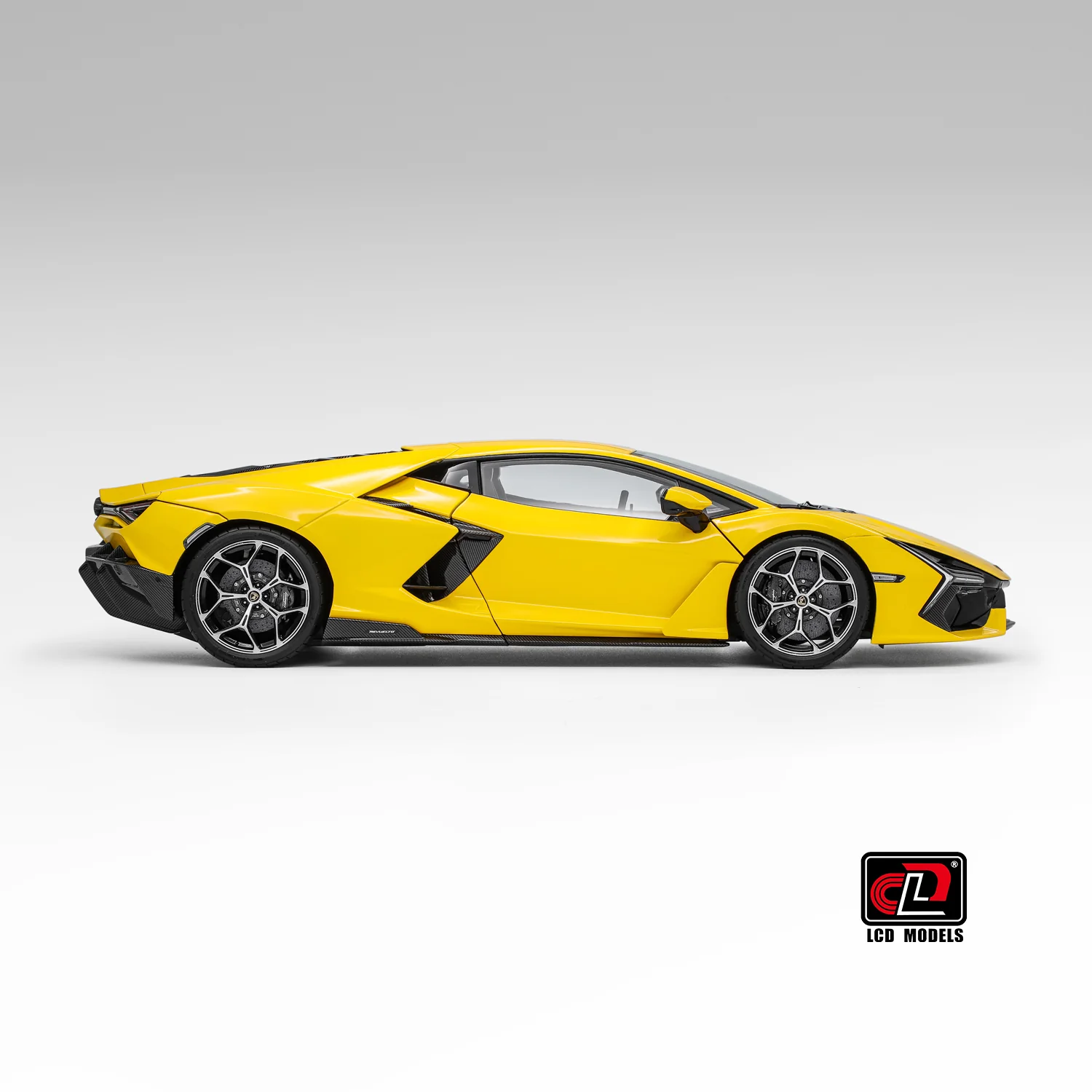 LCD 2024 Lamborghini Revuelto Yellow 1:18 - Image 8