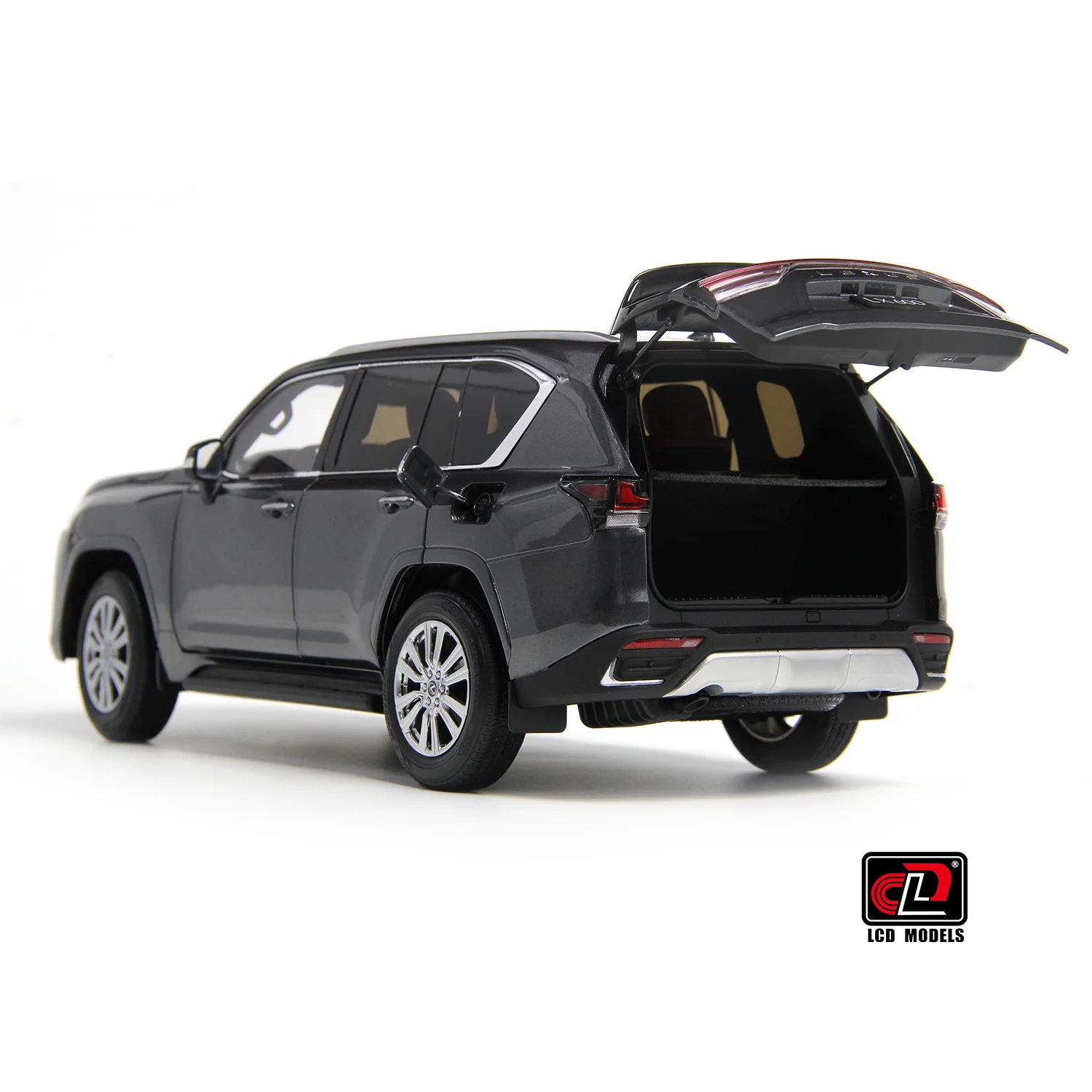 LCD 2024 Lexus LX600 Grey Metallic 1:18 - Image 8