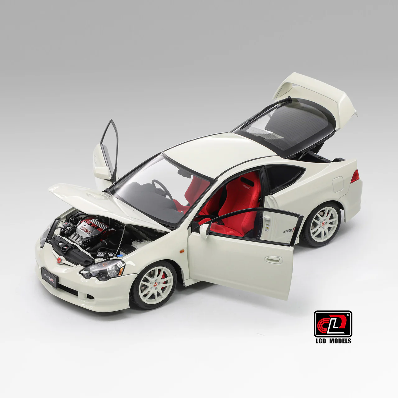 LCD Honda Integra (RSX) DC5 Type-R White 1:18 - Image 3