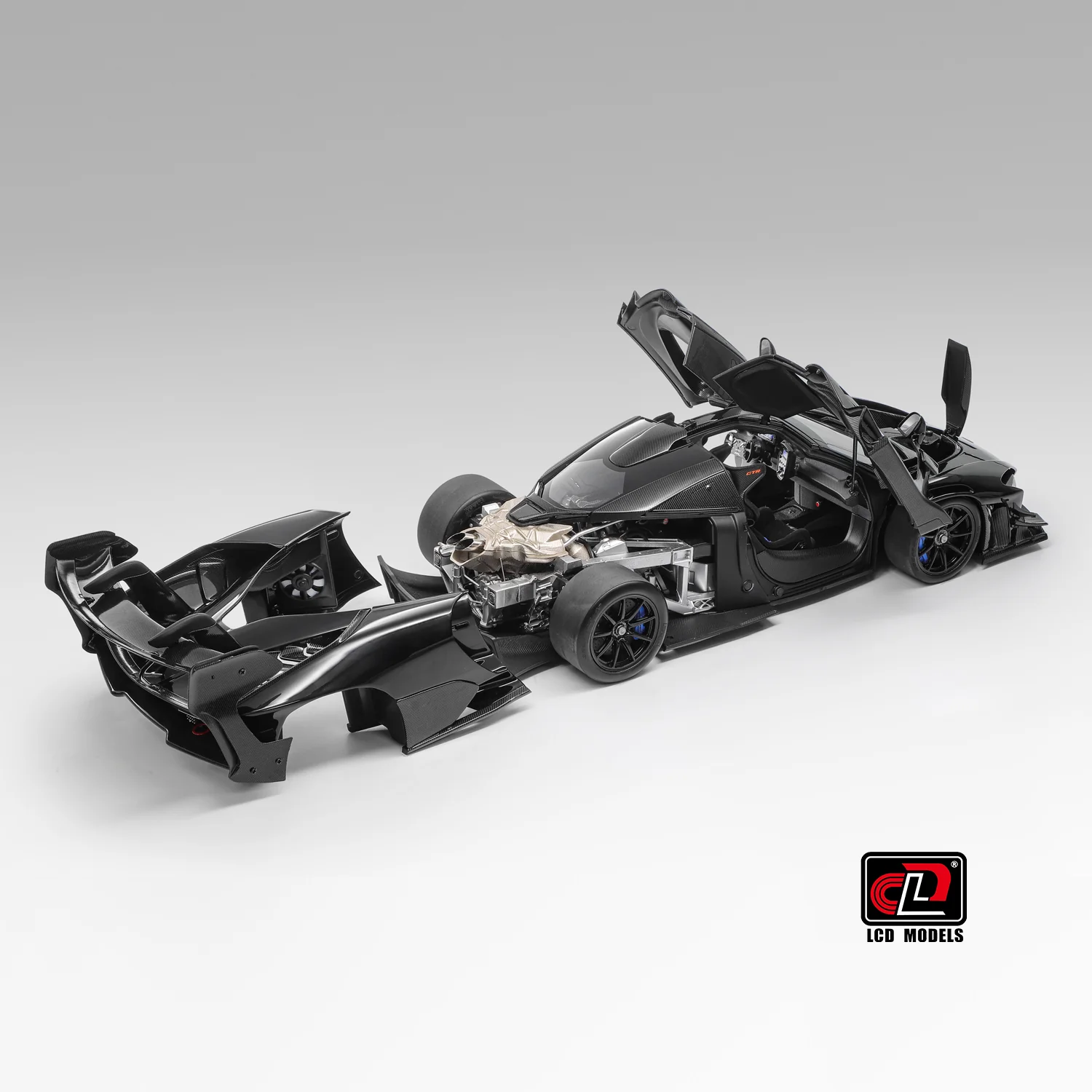 LCD Mclaren Senna GTR Black 1:18 - Image 10