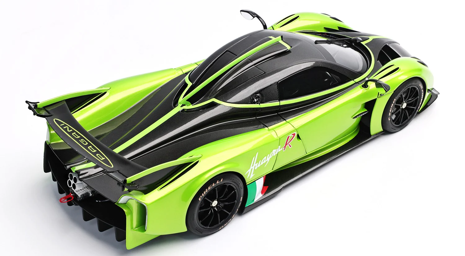 LCD Pagani Huayra R Green Carbon 1:18 - Image 4
