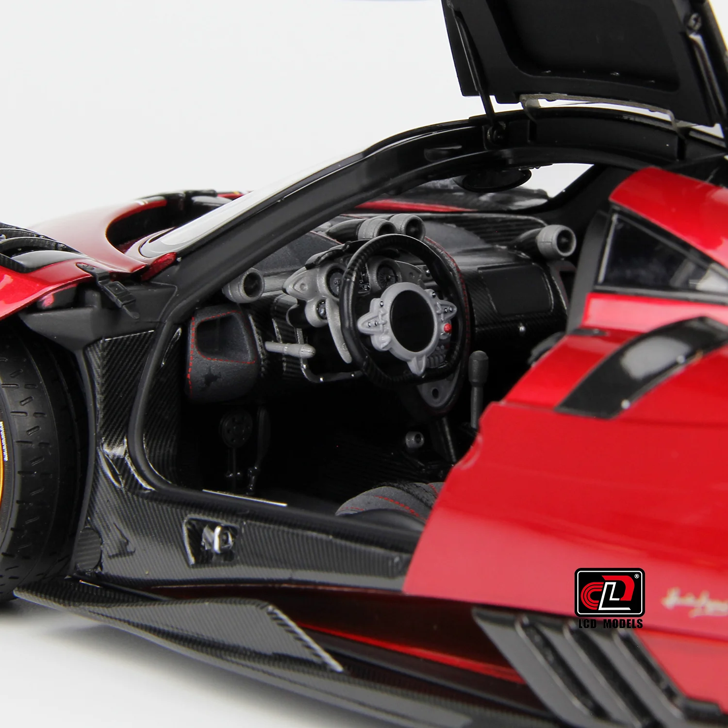 LCD 2020 Pagani Imola Red w/ Gold Wheels 1:18 - Image 14