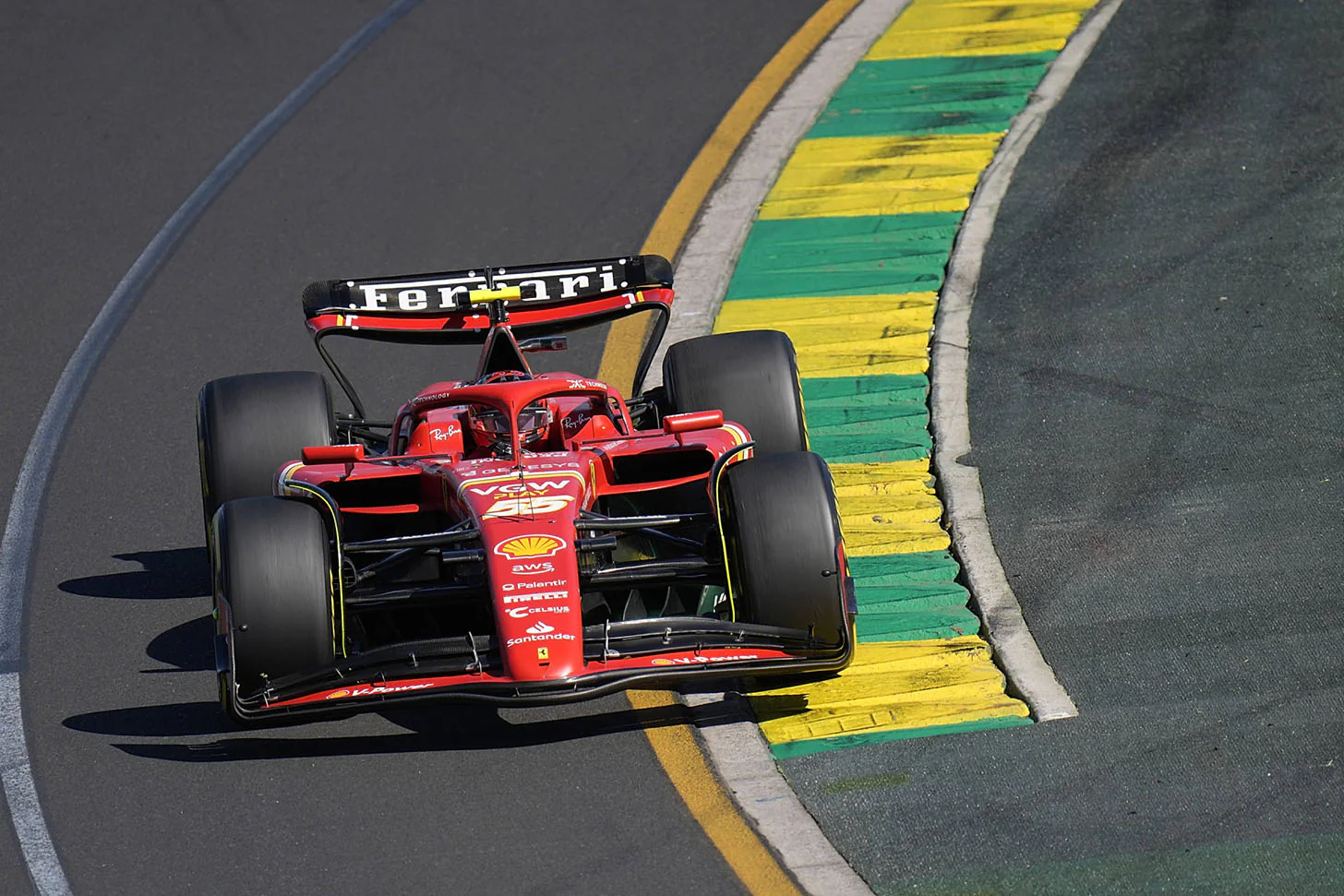 Looksmart Ferrari F1 SF-24 Team Scuderia #55 Winner Australia GP (Sainz) Red 1:18
