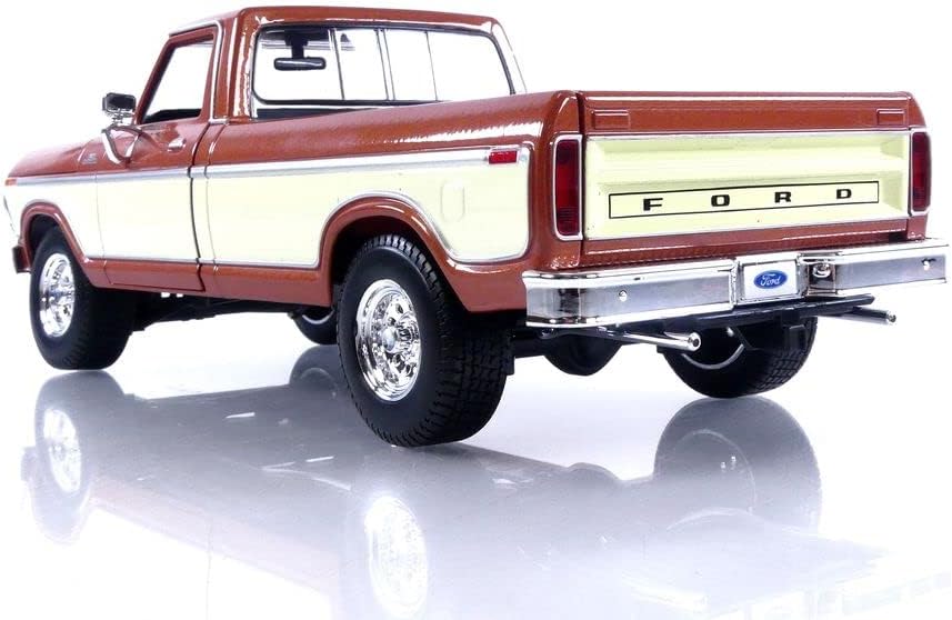 Maisto 1979 Ford F150 Pickup Truck Brown and White 1:18 - Image 5