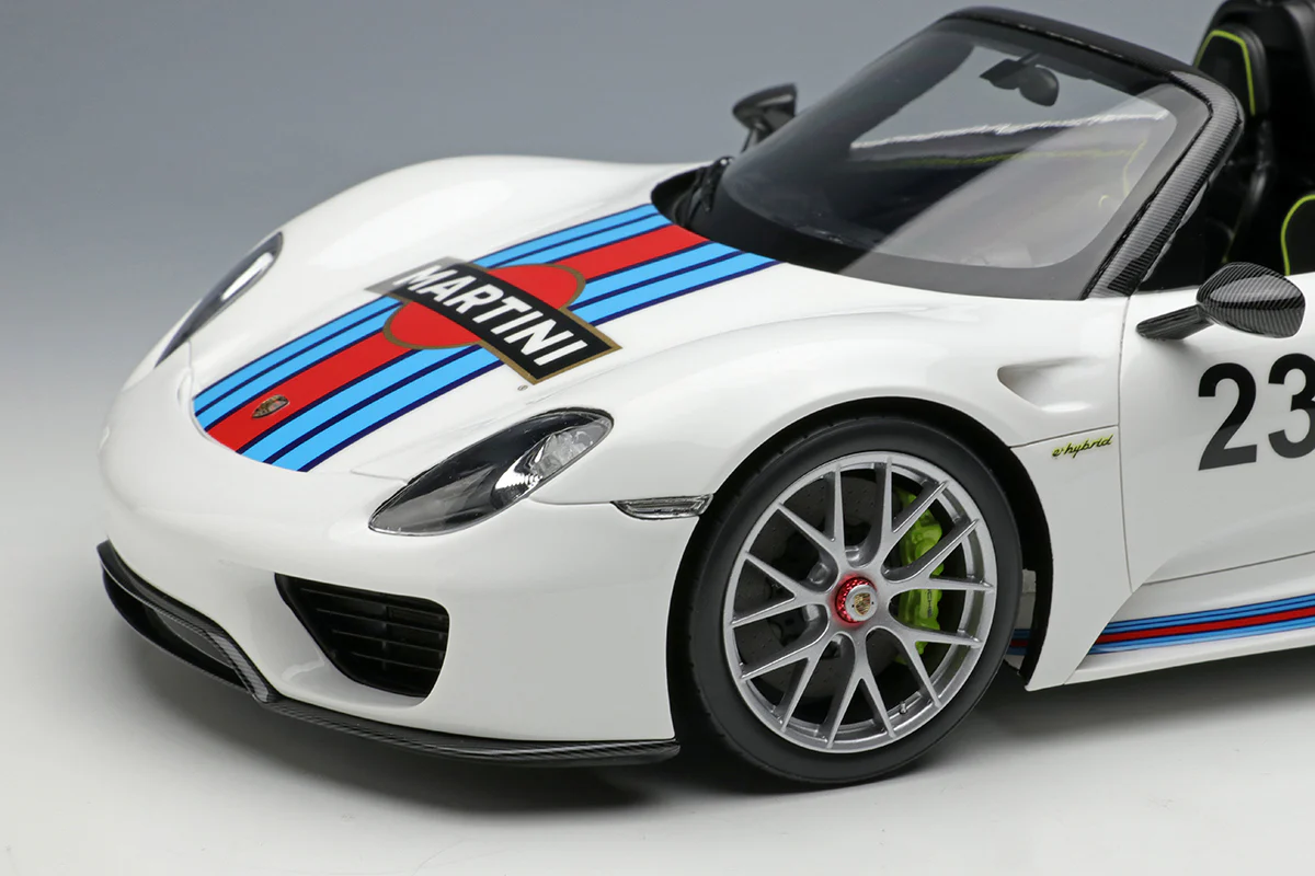 Make Up Co., Ltd / Eidolon 2011 Porsche 918 Spyder Weissach Martini Livery WITH DISPLAY 1:18 - Image 6