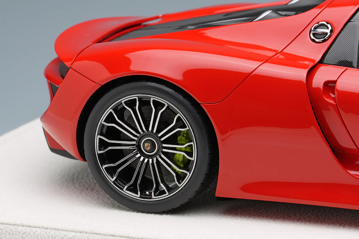 Make Up Co., Ltd / Eidolon 2011 Porsche 918 Spyder Weissach Guards Red WITH DISPLAY 1:18 - Image 7