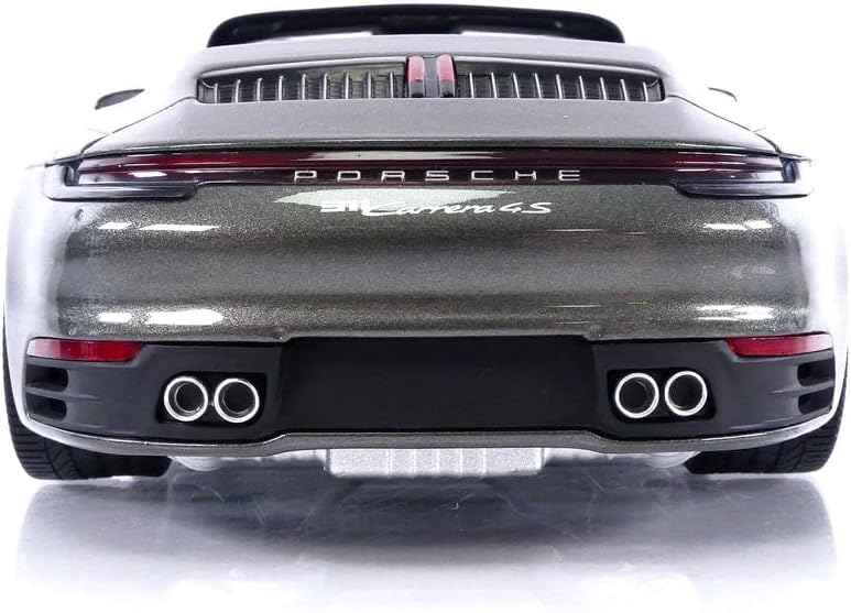 Minichamps 2019 Porsche 911 992 Carrera 4S Cabriolet Aventurine Green Metallic 1:18 SEALED - Image 5