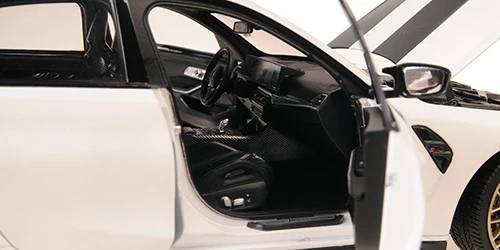 Minichamps 2023 BMW M3 CS (G80) White 1:18 - Image 5