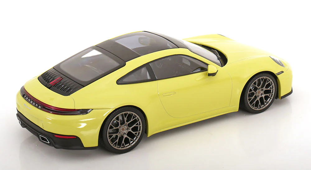 Minichamps 2025 Porsche 911 992.2 Carrera Cartagena Yellow Metallic 1:18 - Image 2