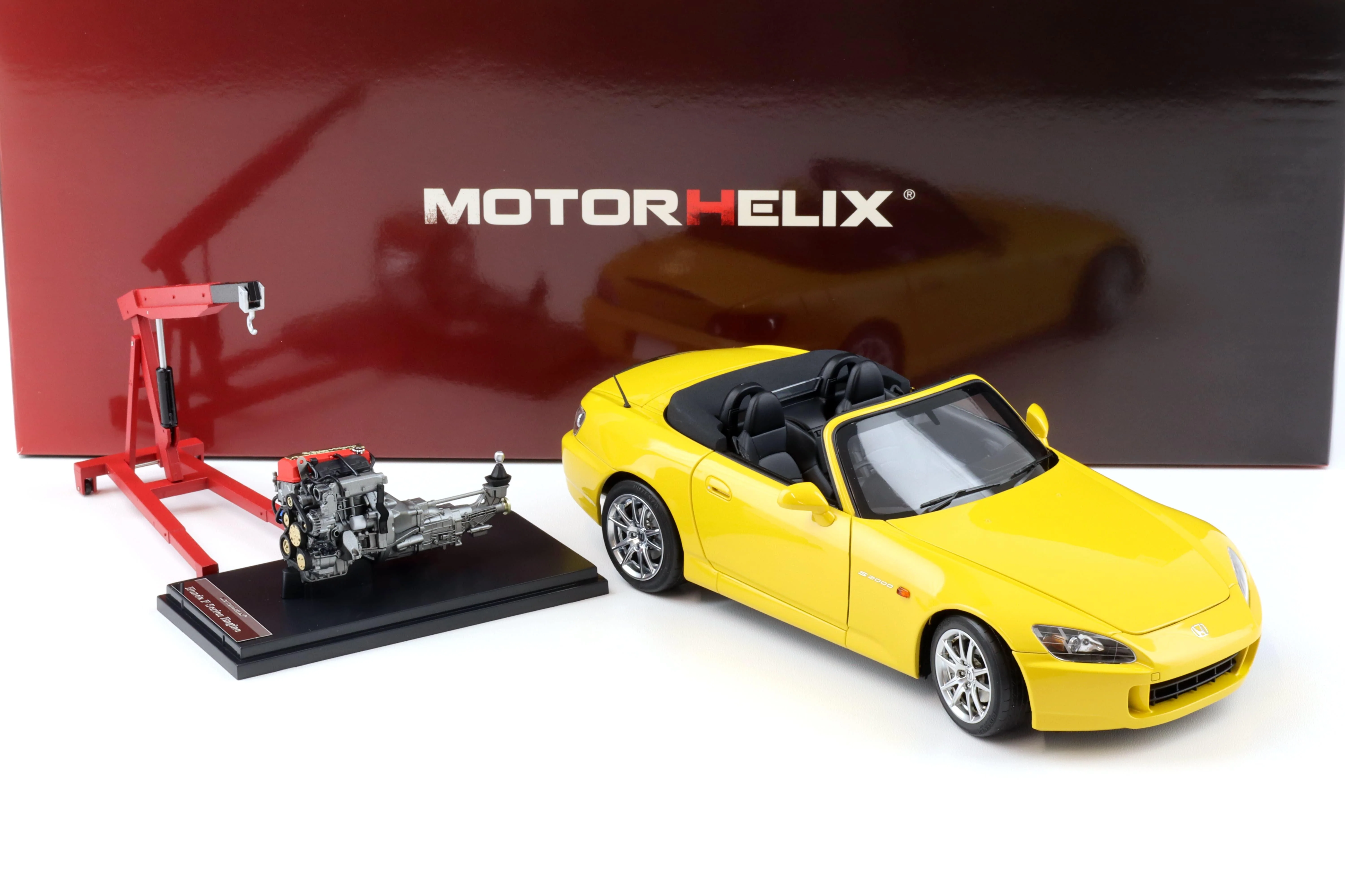 Motorhelix 2000 Honda S2000 (AP2) w/ Engine & Convertible Tops, Indy Yellow Pearl 1:18 LIMITED - Image 3