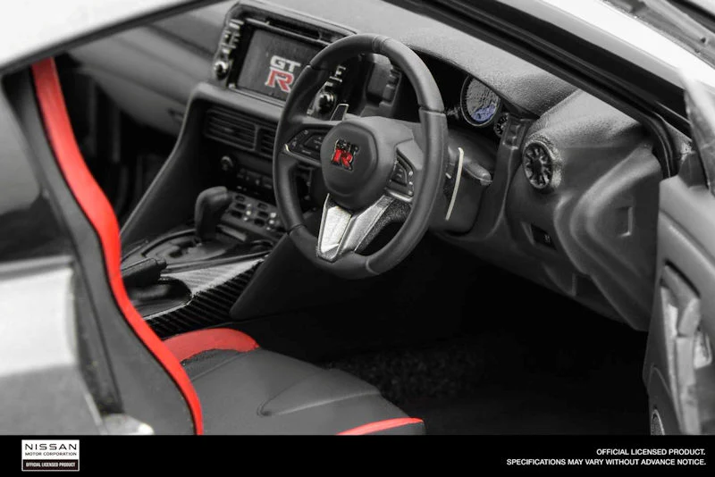 Motorhelix 2020 Nissan Skyline GT-R R35 Nismo Track Edition Dark Metal Grey 1:18 - Image 16